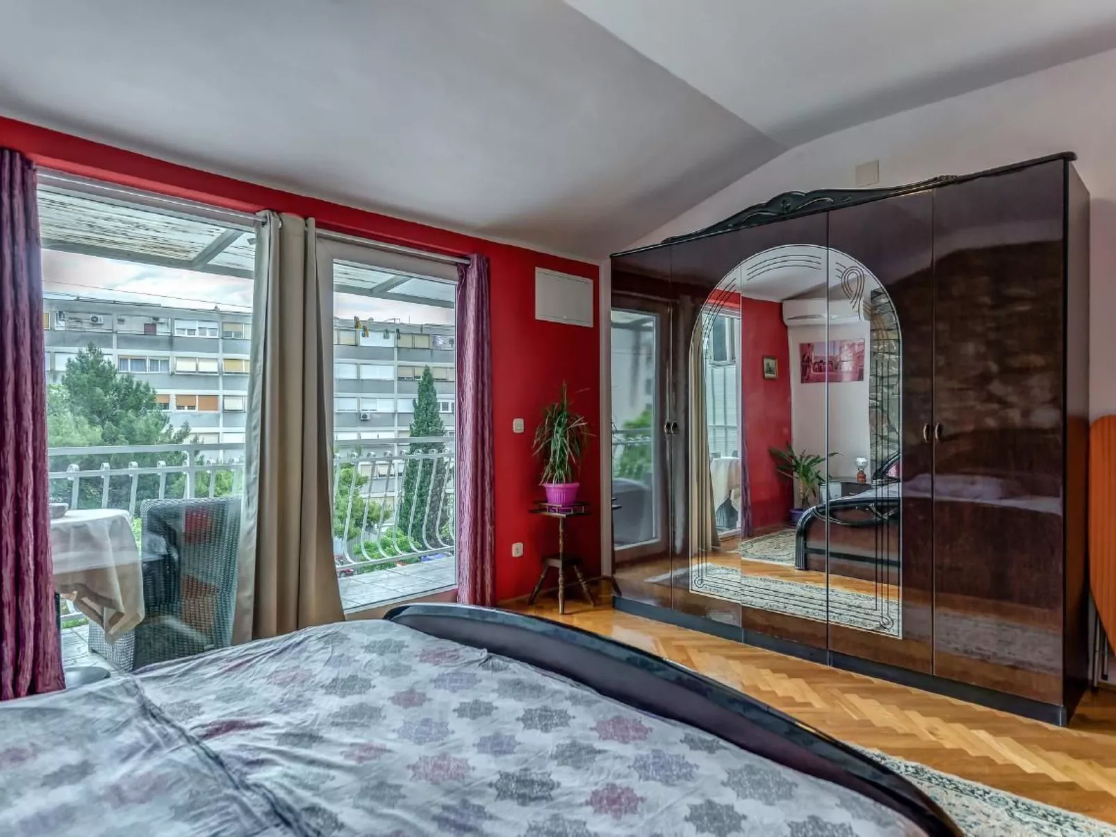 Nette Wohnung in Split mit Terrasse, Gregor von Nin-Nähe-Binnen