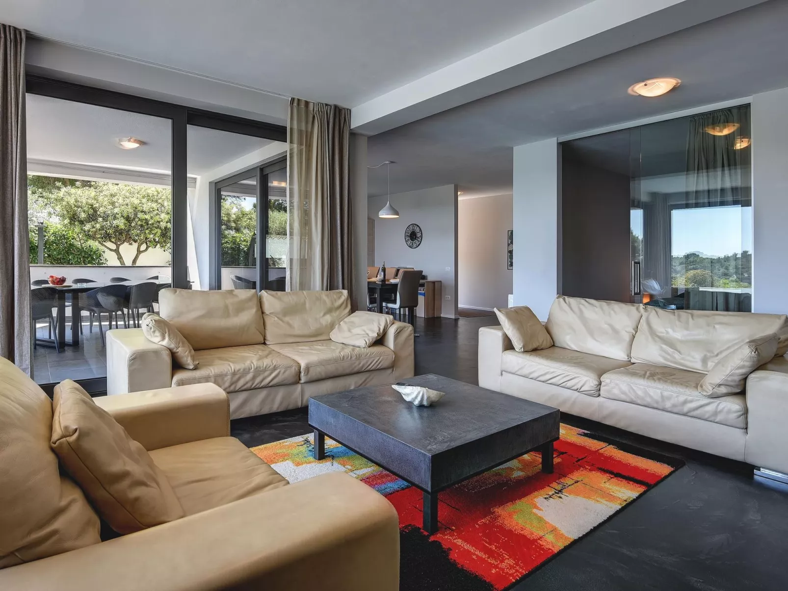 Luxusvilla Sunrise Premantur mit Pool-Binnen