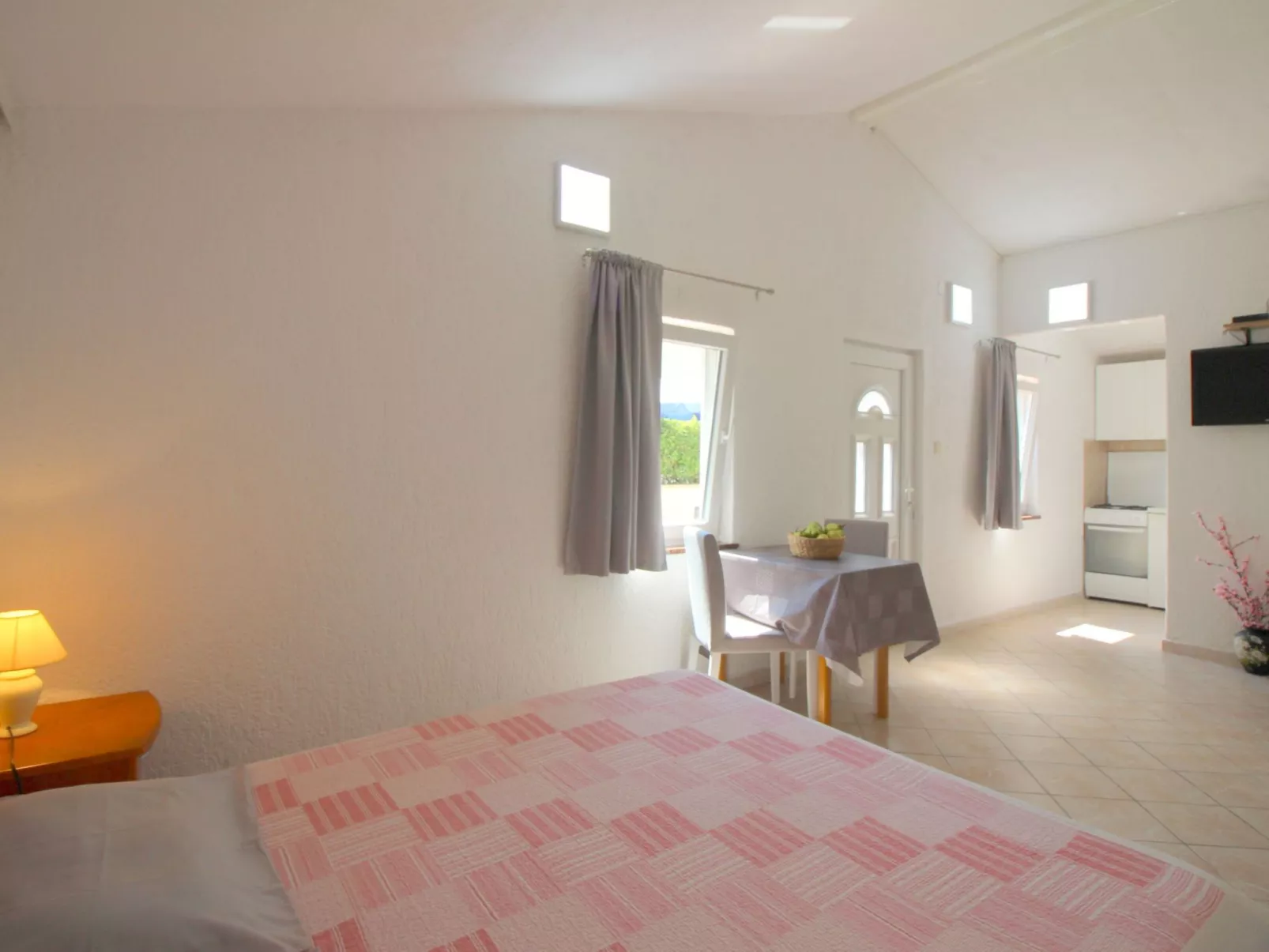 Stefani-Image-tags.info