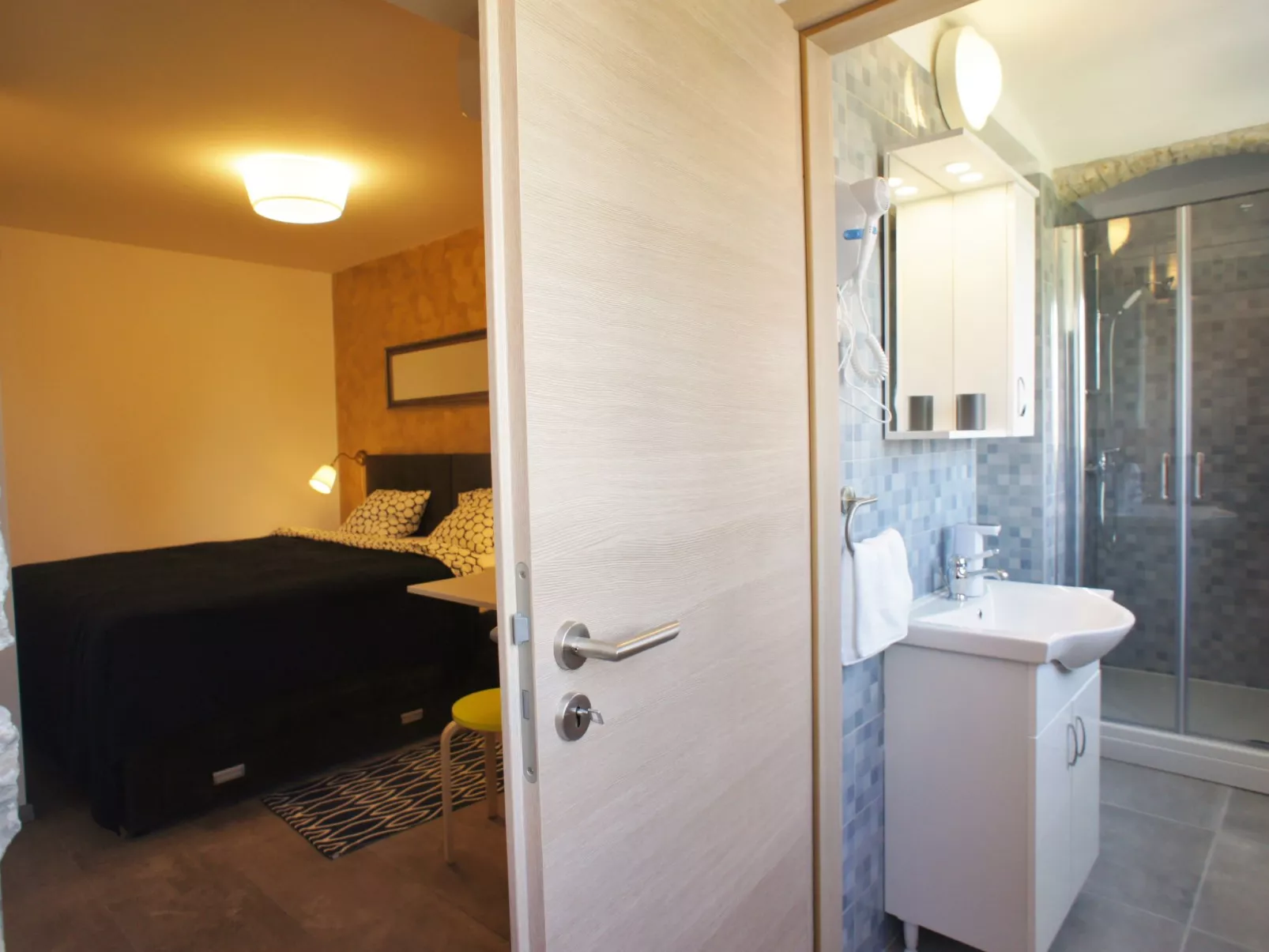 Stilvolle Wohnung in Arena mit großer Terrasse-Binnen