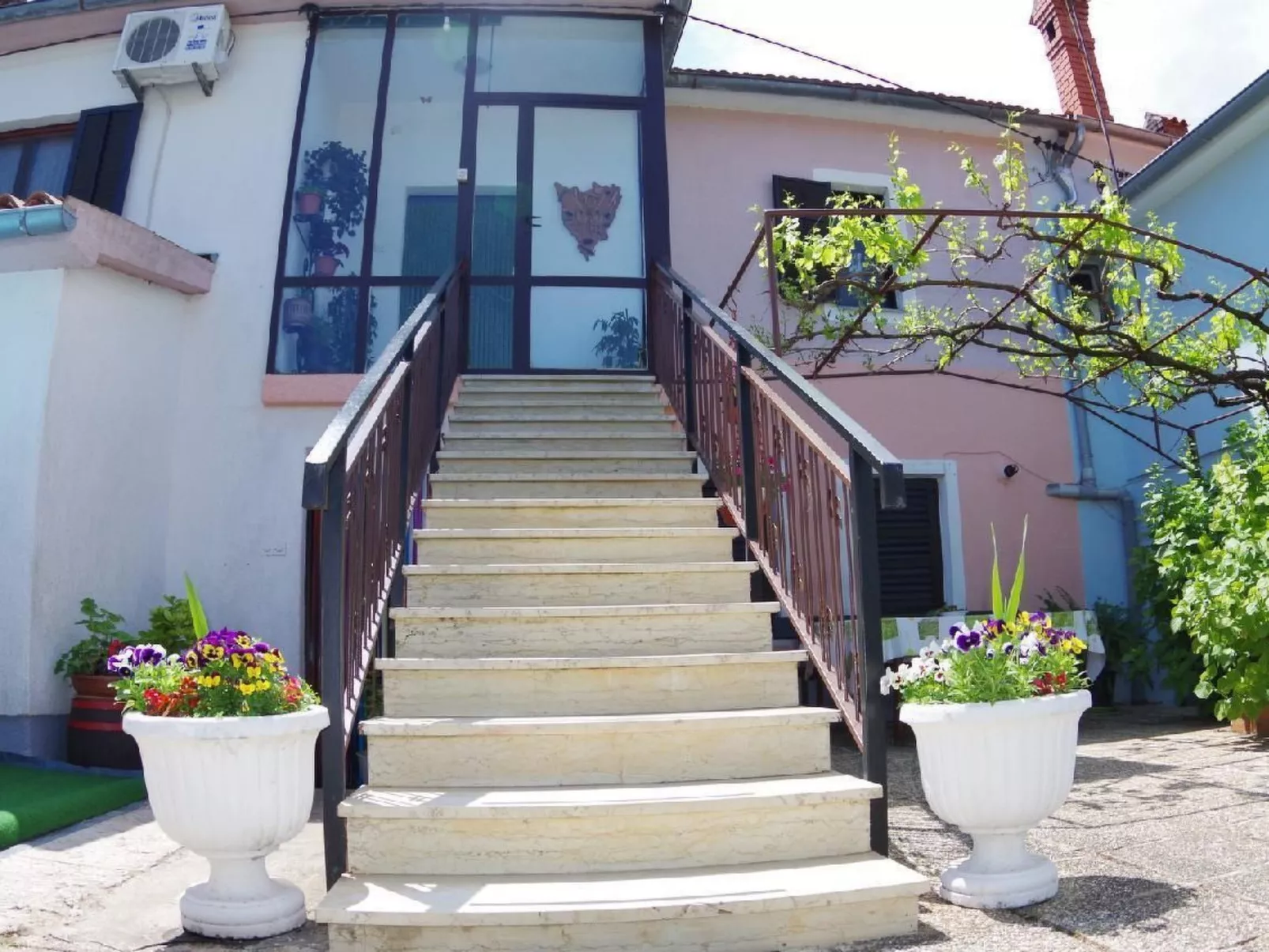 Im Dorf Peresiji-Image-tags.info