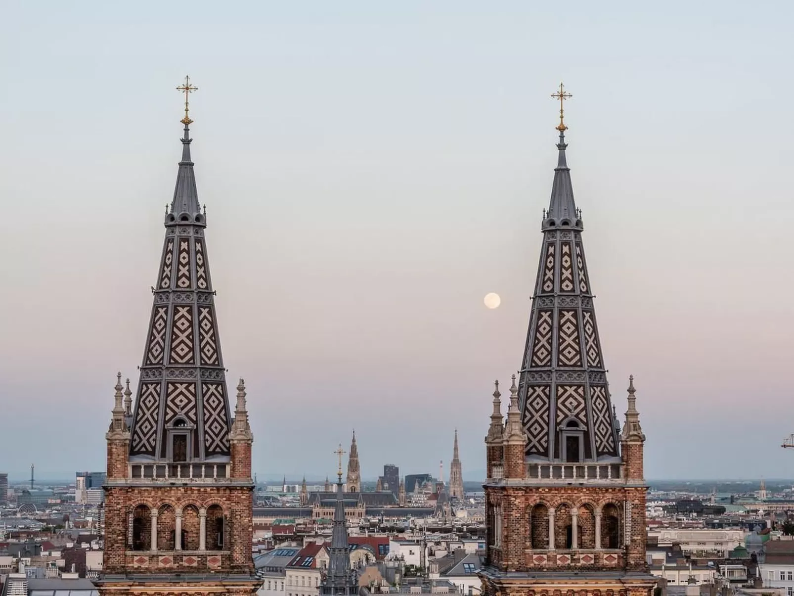 Skyflats City View-Binnen