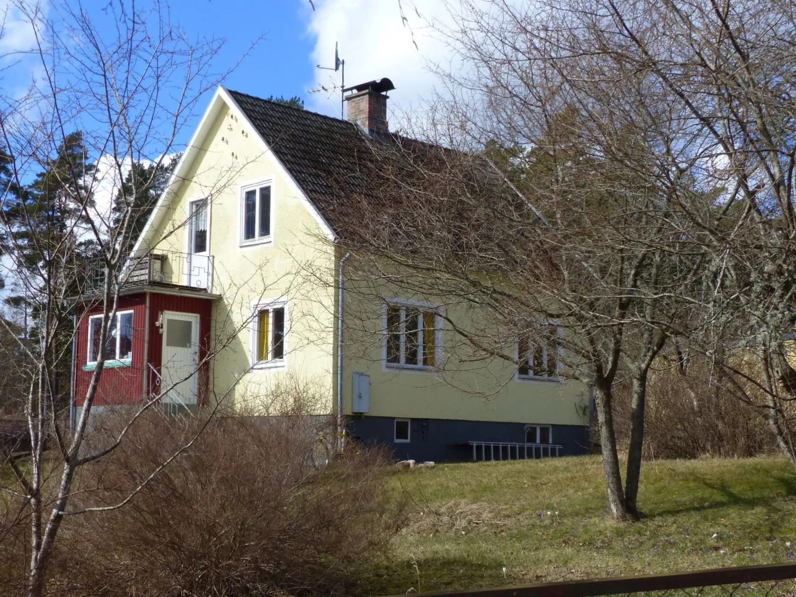 Mit Sauna und Kaminofen sowie Terrasse-Binnen