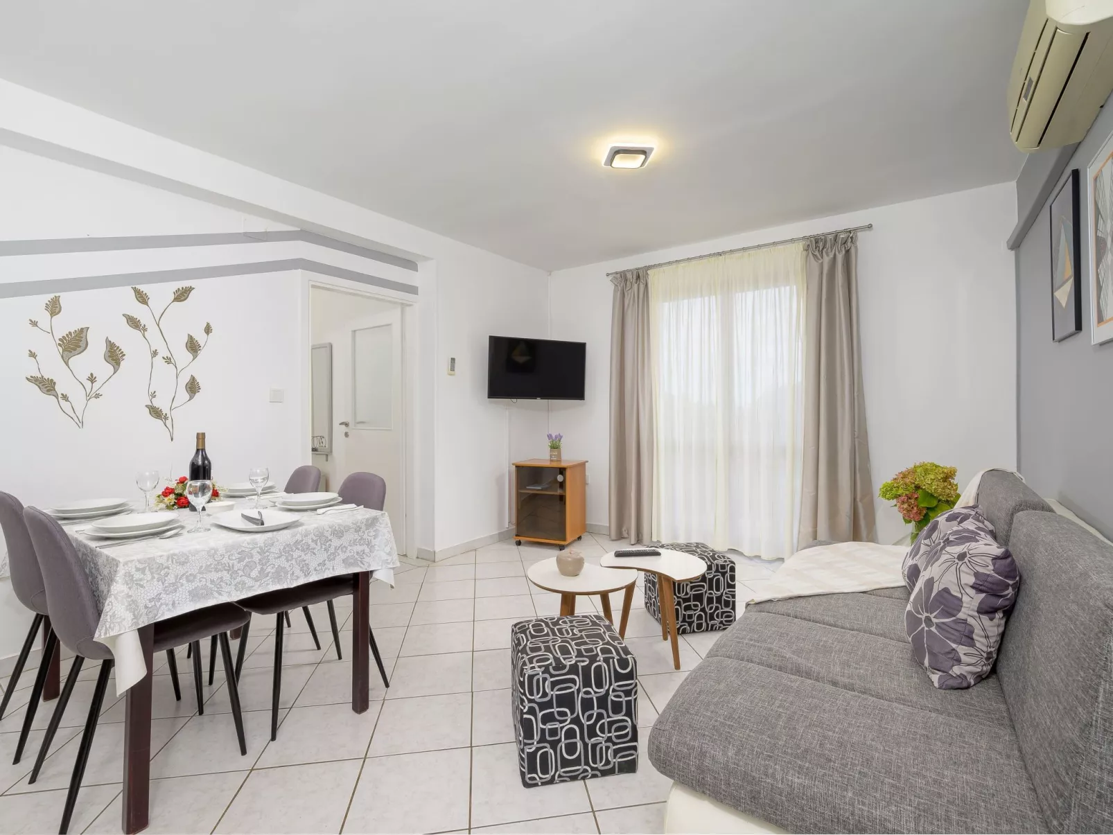 Stilvoll eingerichtete Ferienwohnung 4-Binnen