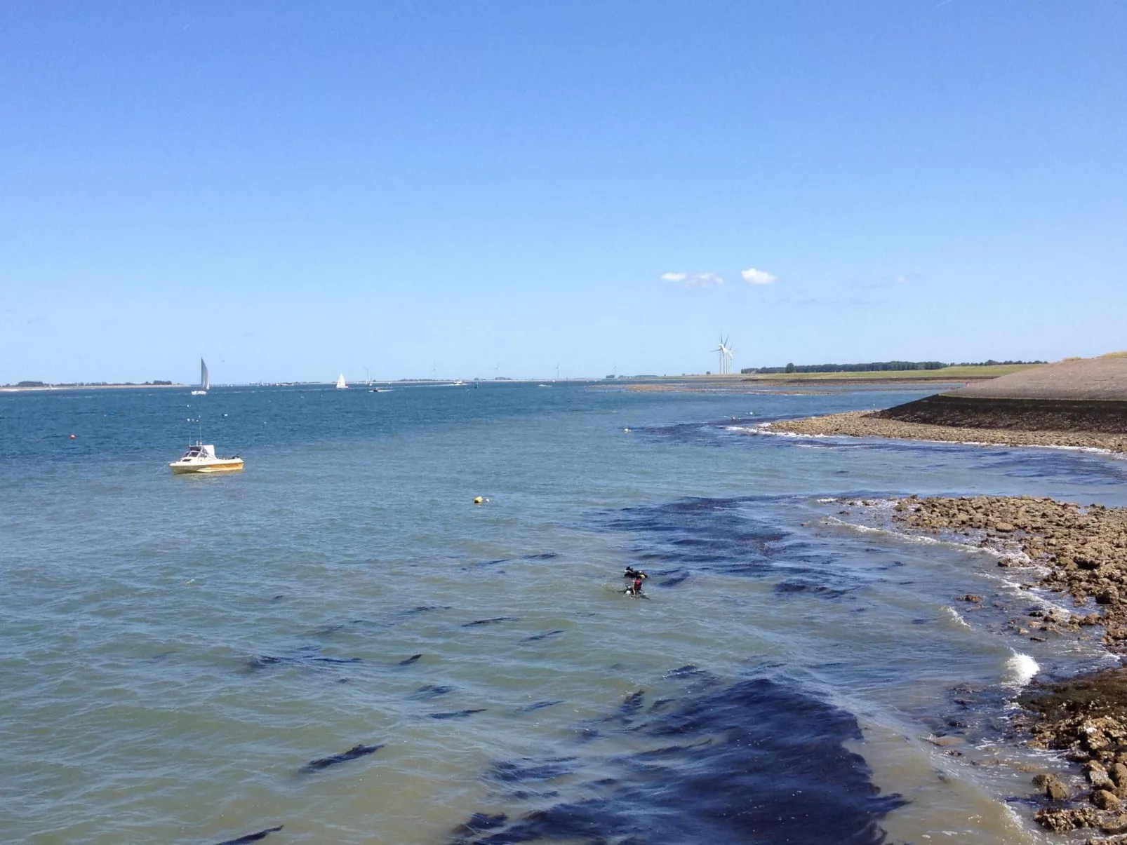 Mit Garten, Grill und Terrasse-Buiten