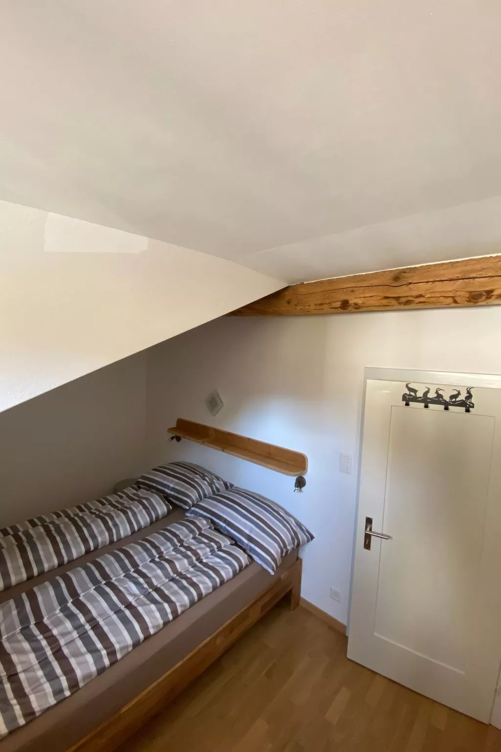 Chesa Magni-Image-tags.info