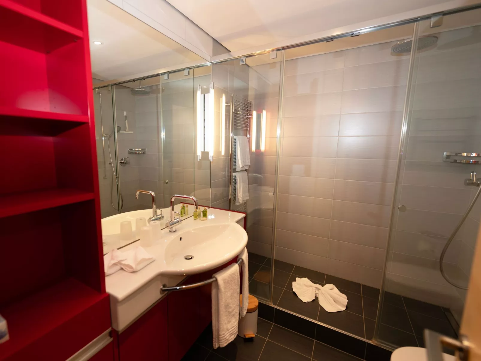 Apt 411 Hotel Europa-Binnen