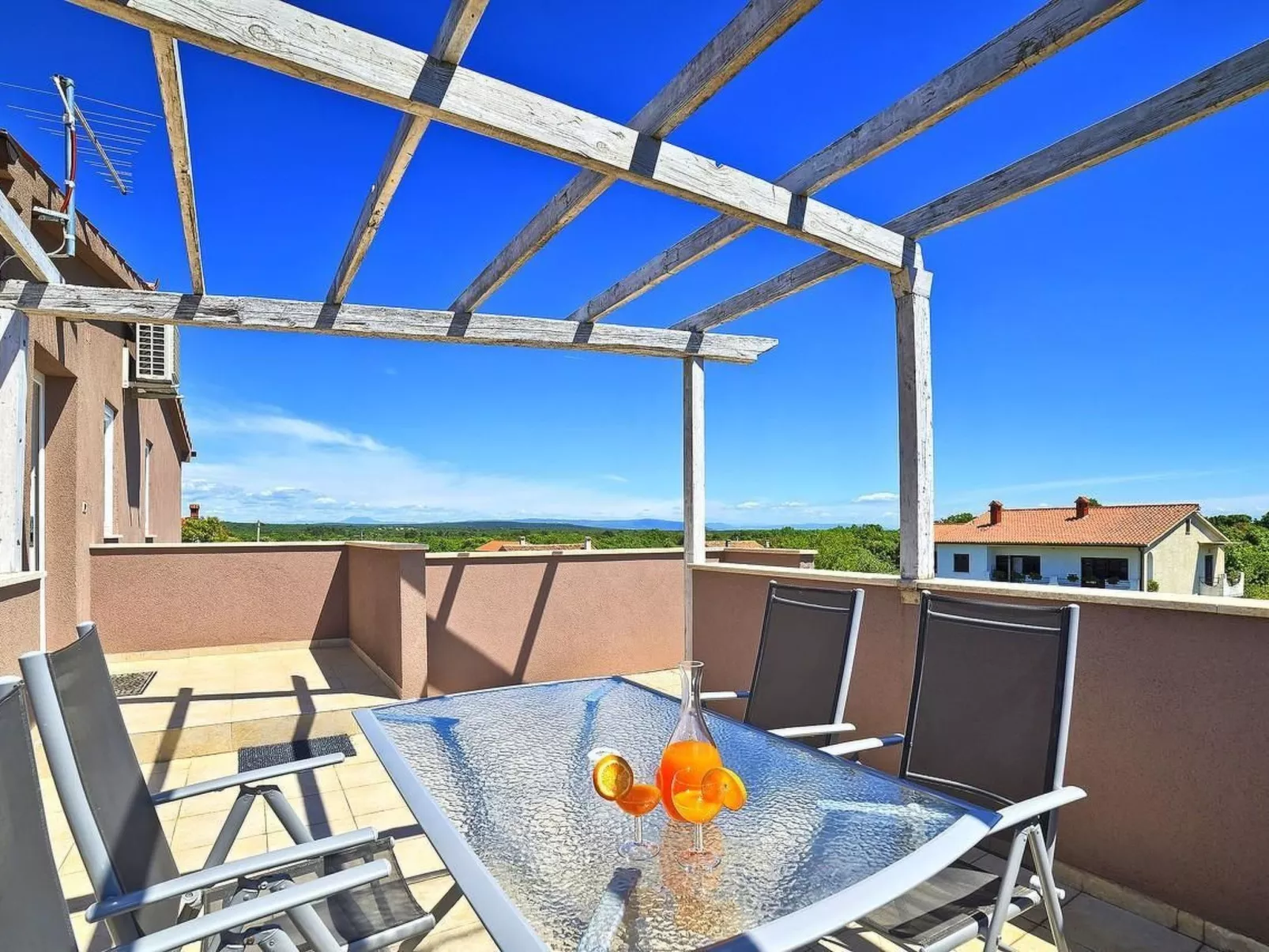 Ferienvilla 'Villa Nikolina' mit privatem Pool-Binnen