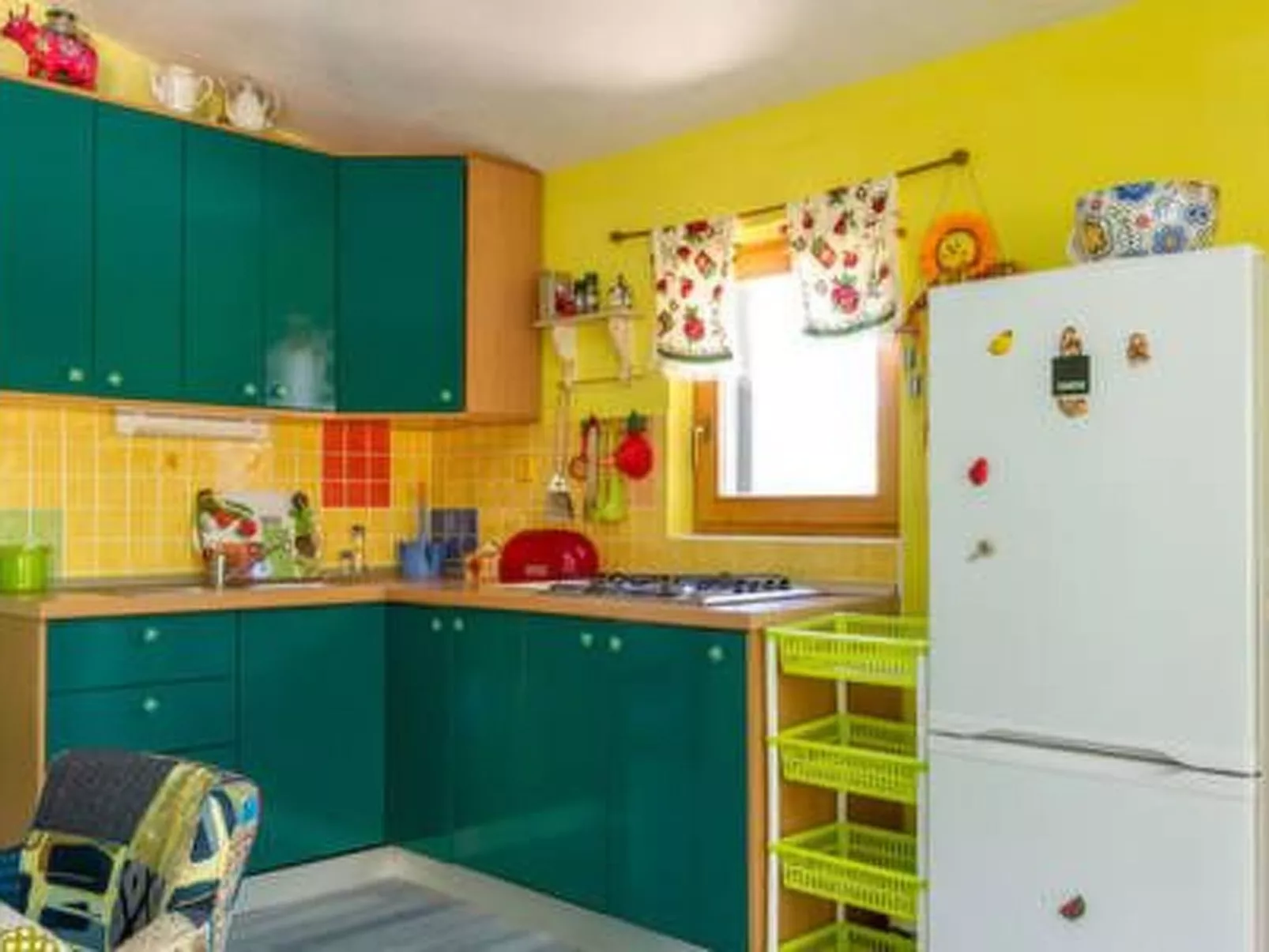 Hütte mit Garten, Grill und Terrasse-Binnen