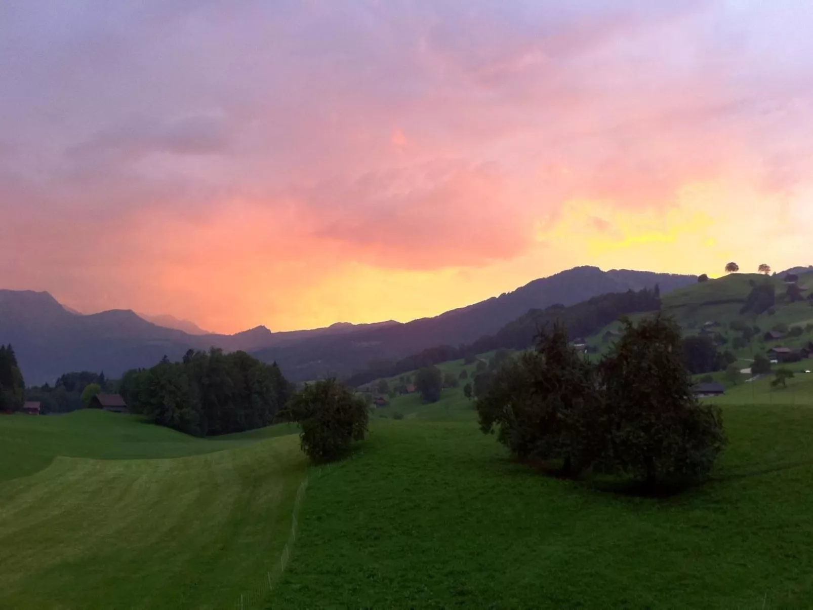 Gina's Apartment - Nähe zu See und Berge-Image-tags.info