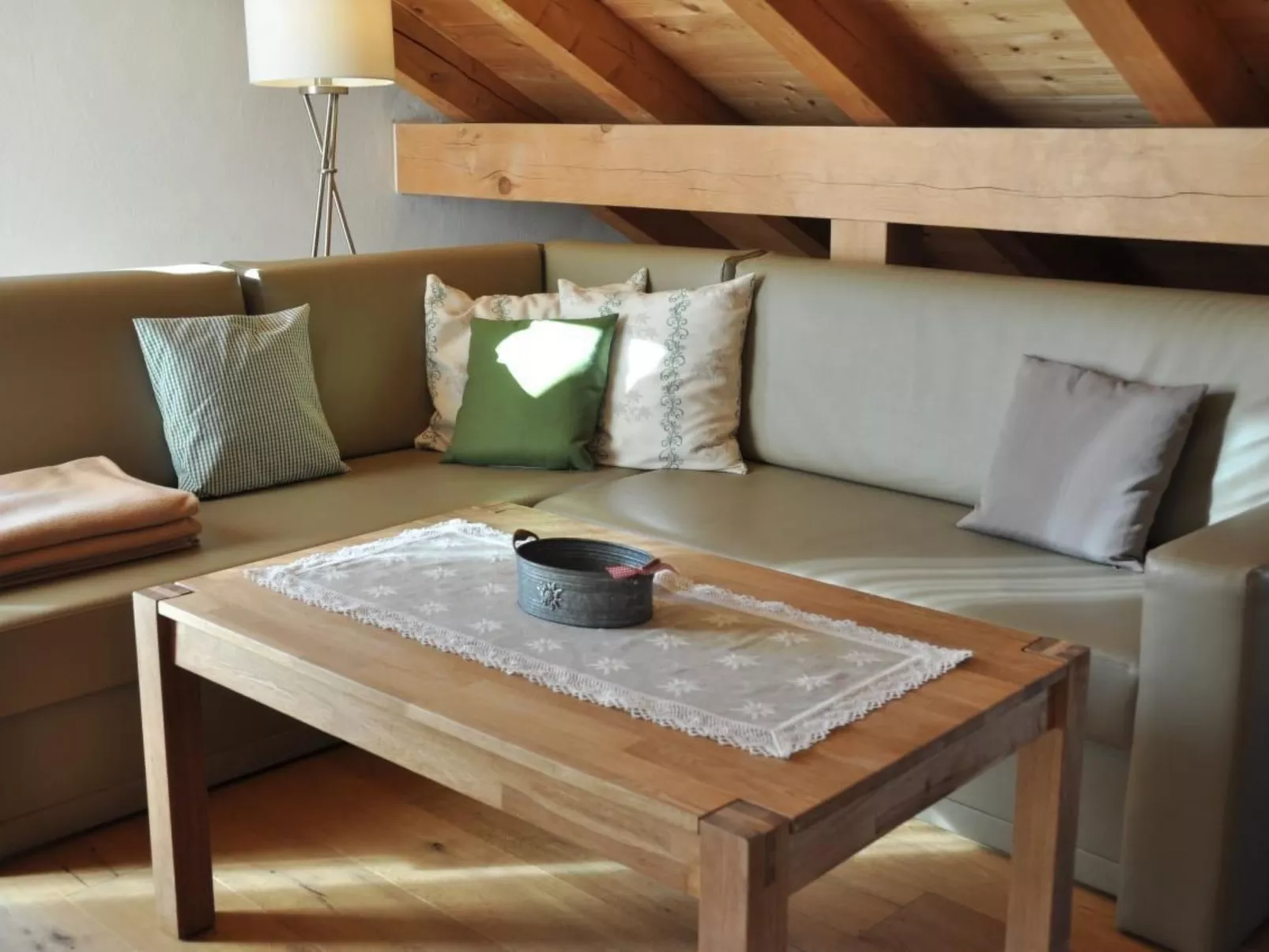 Chesa Sunasain V11-Binnen