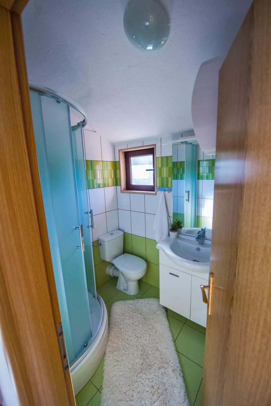 Haus in Grubine mit Außenpool-Binnen