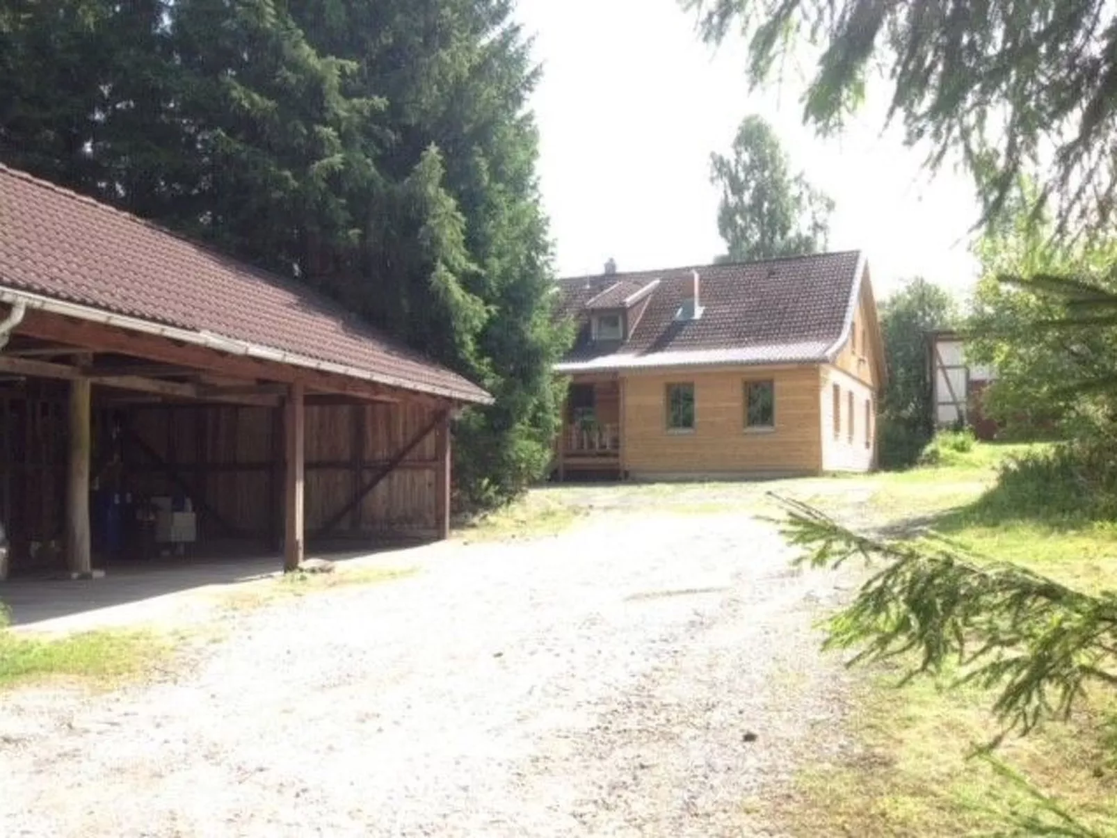 Urgemütliche Gruppenhütte mit Gartensauna-Buiten