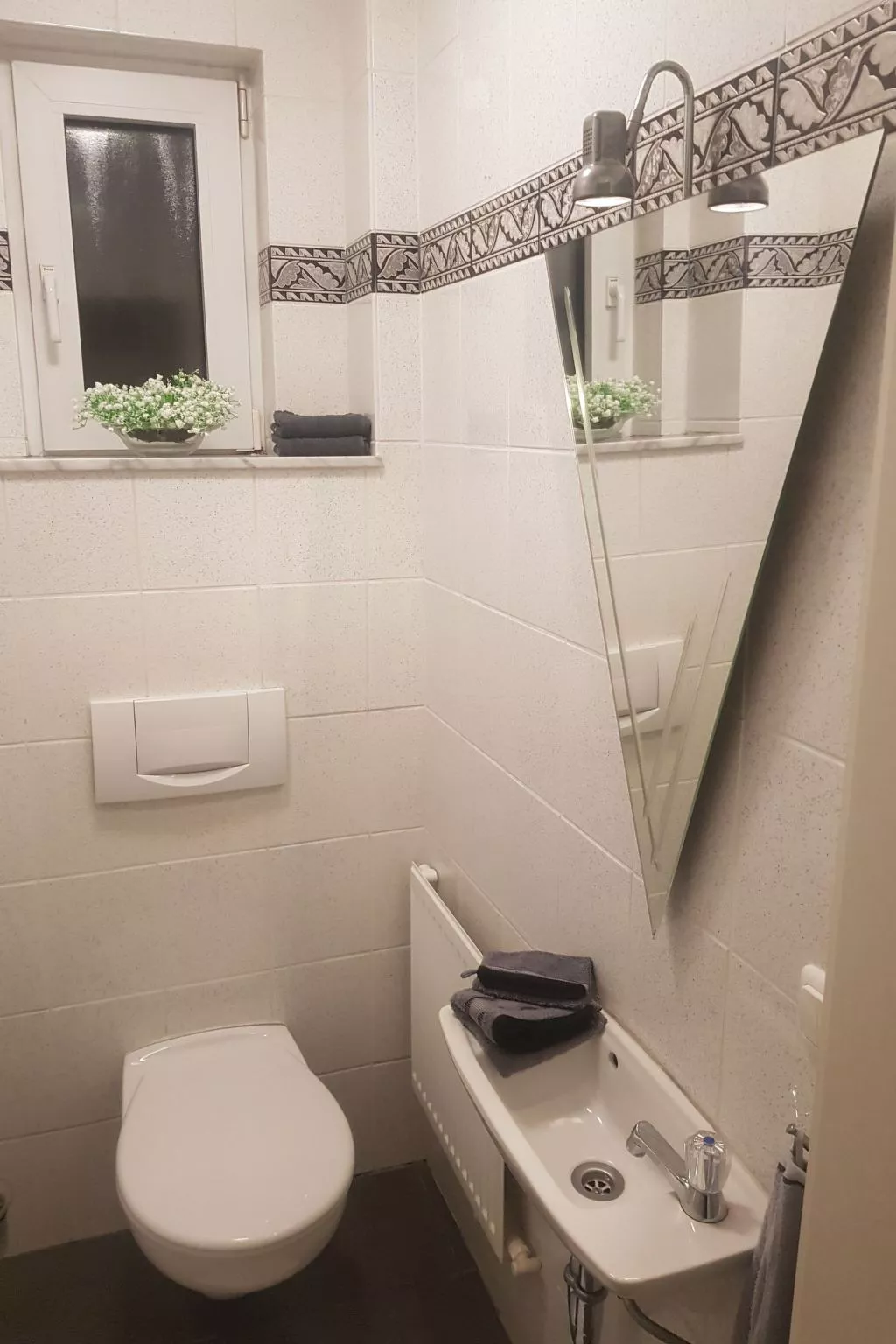 Private Ferienwohnung in Nordenham mit großem Garten-Binnen