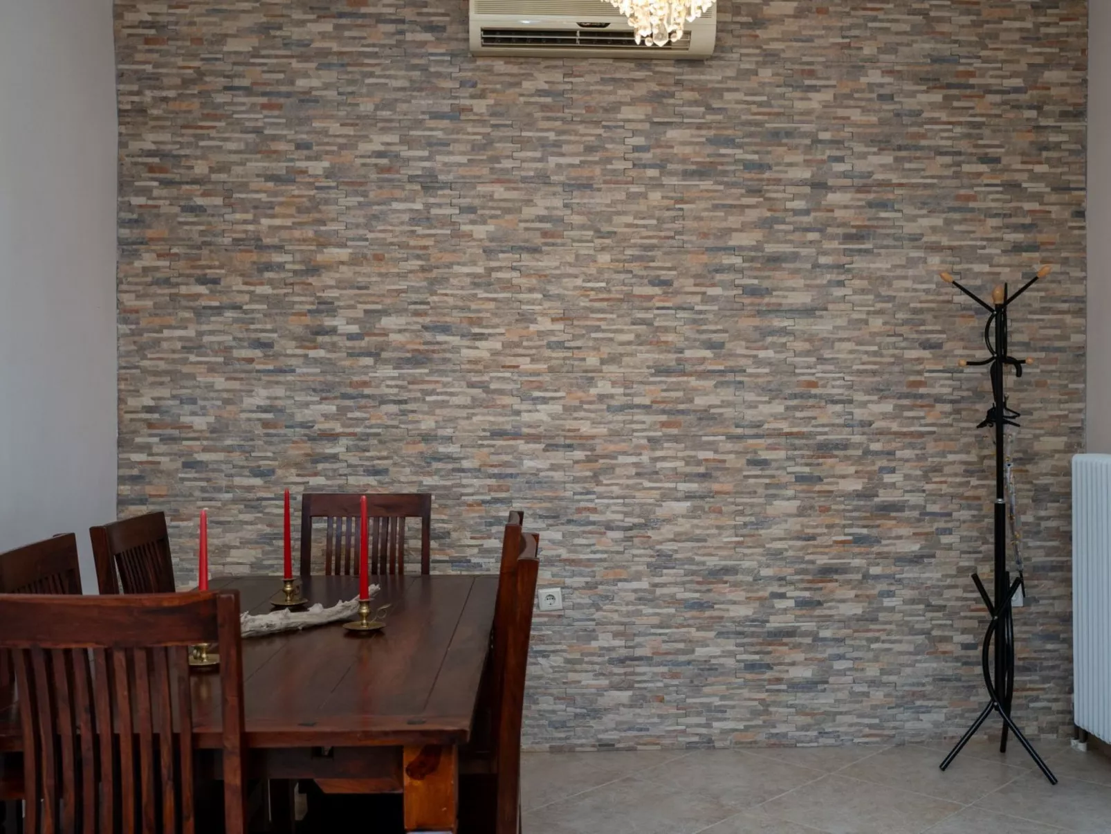 Unknown Accommodation-Binnen