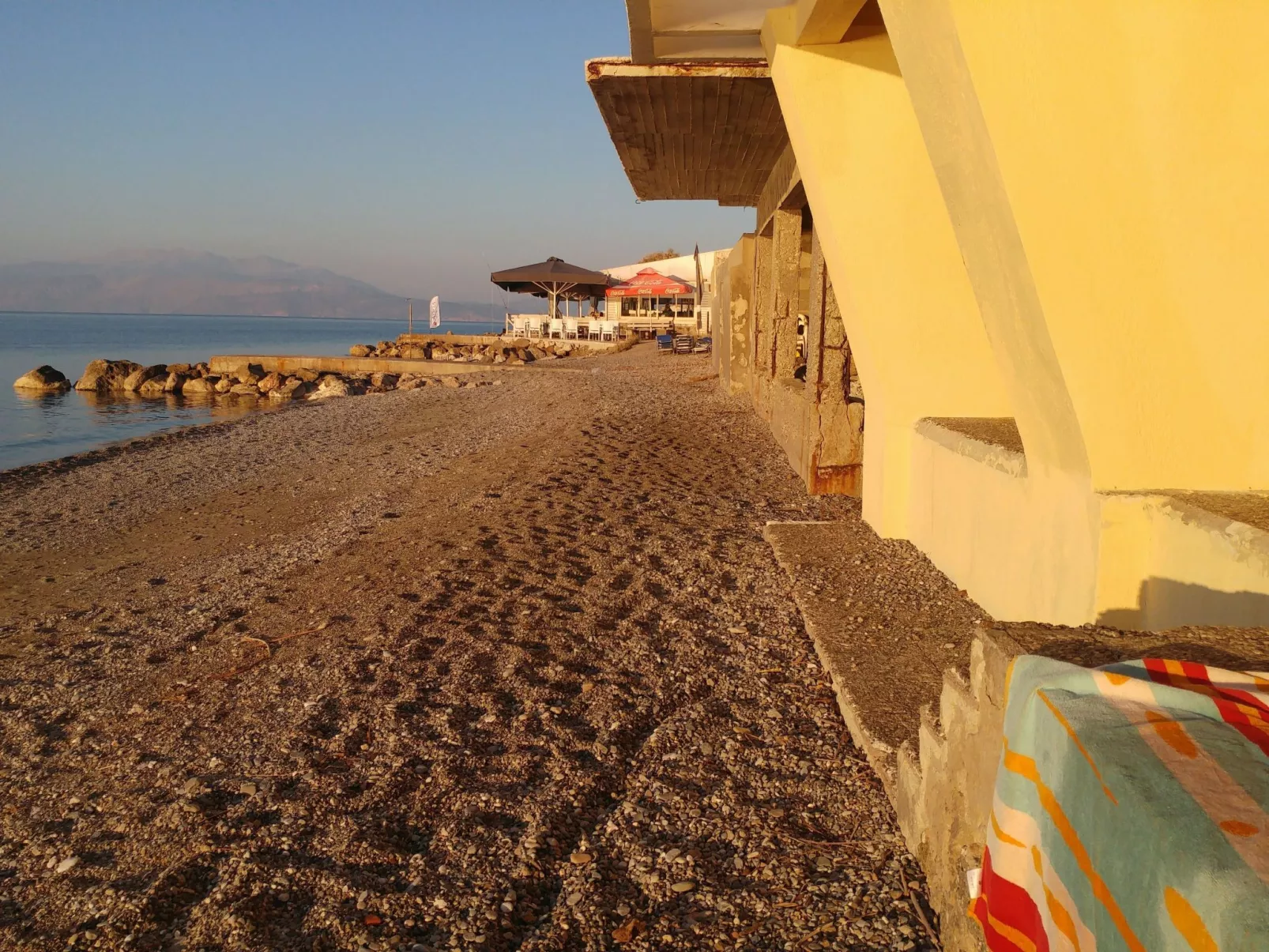 Charmantes Appartement in Derveni-Buiten