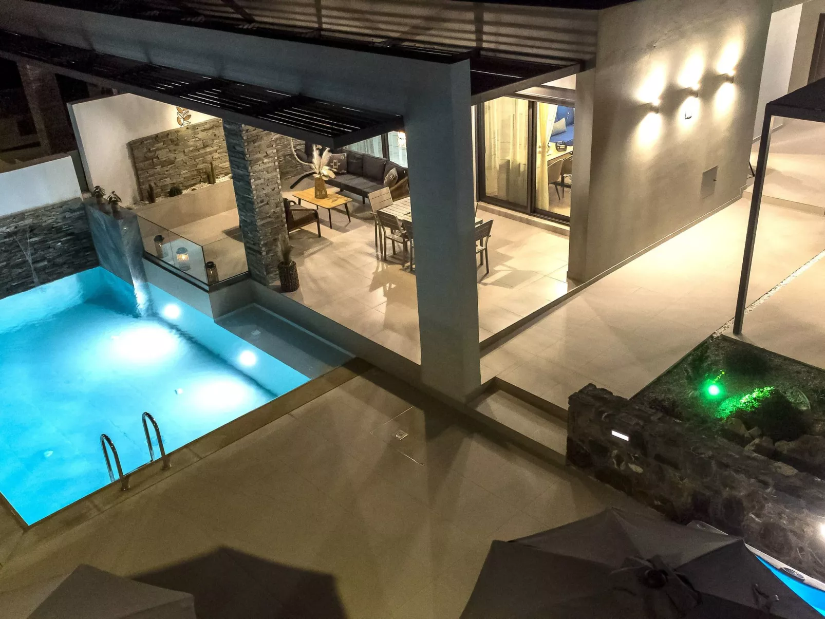 Kiki Luxus-Villa-Binnen