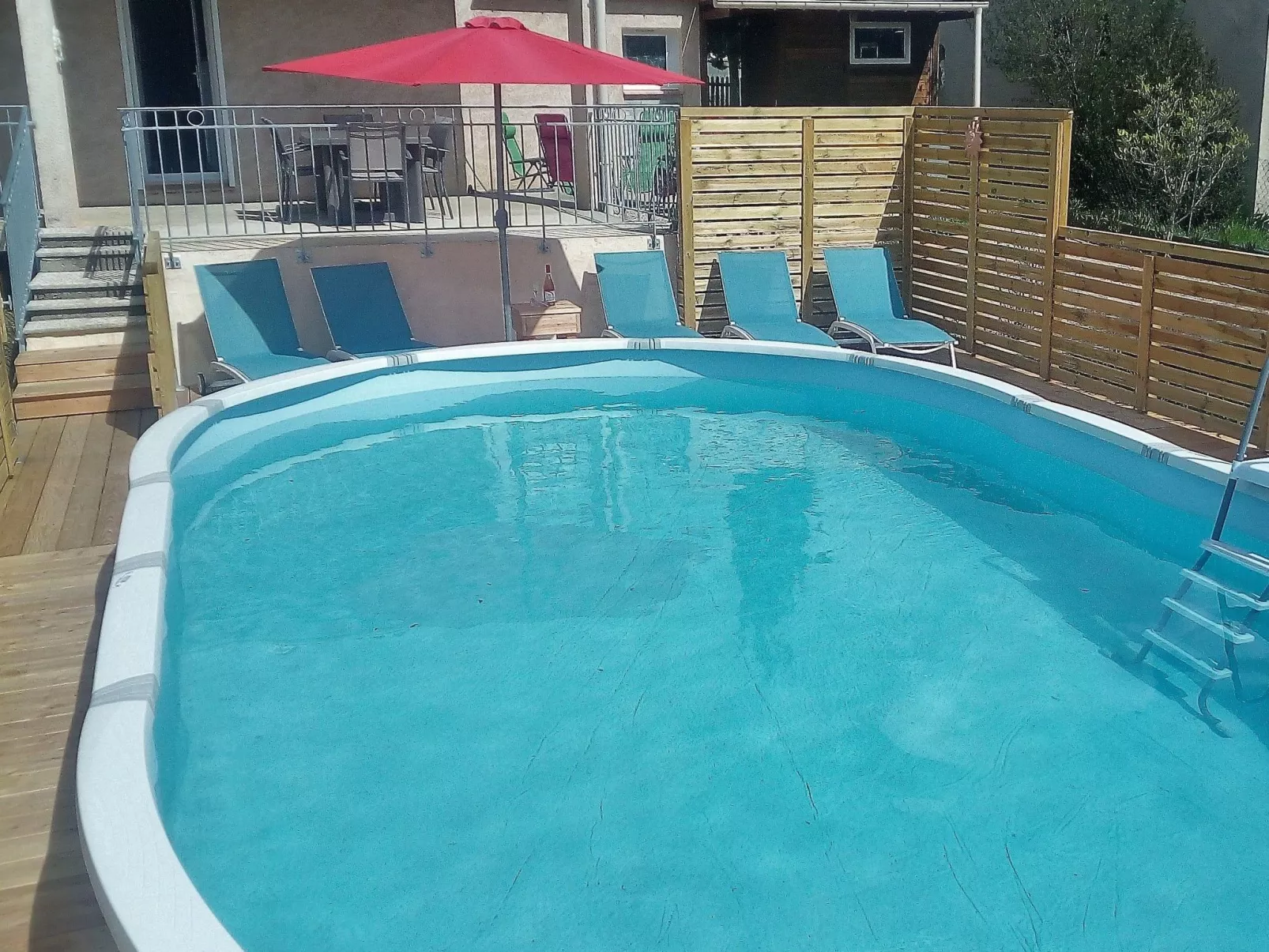 Inmitten der Weinberge Lucinkas-Buiten