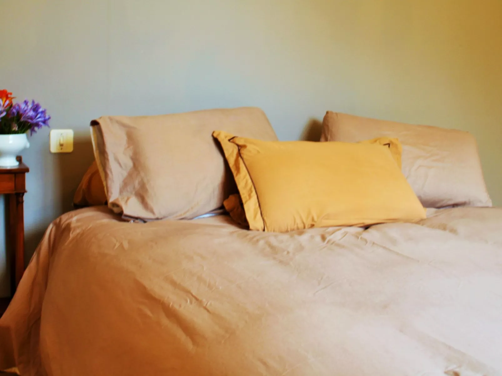 Men Toul Lilia-Binnen