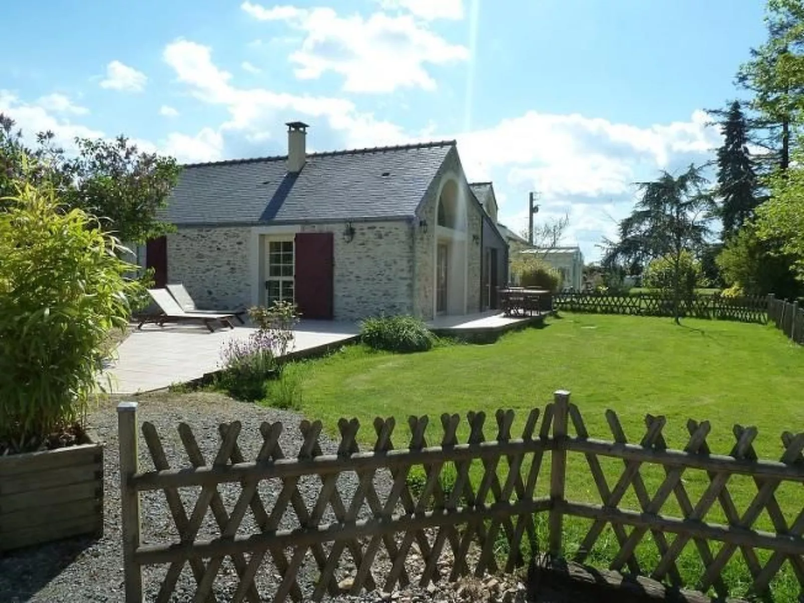 "Au Bas Chalonge Gîte"-Buiten