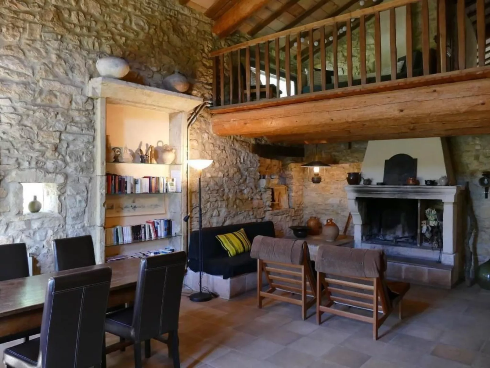 Grosszügiges Ferienhaus mit Pool / Provence-Binnen