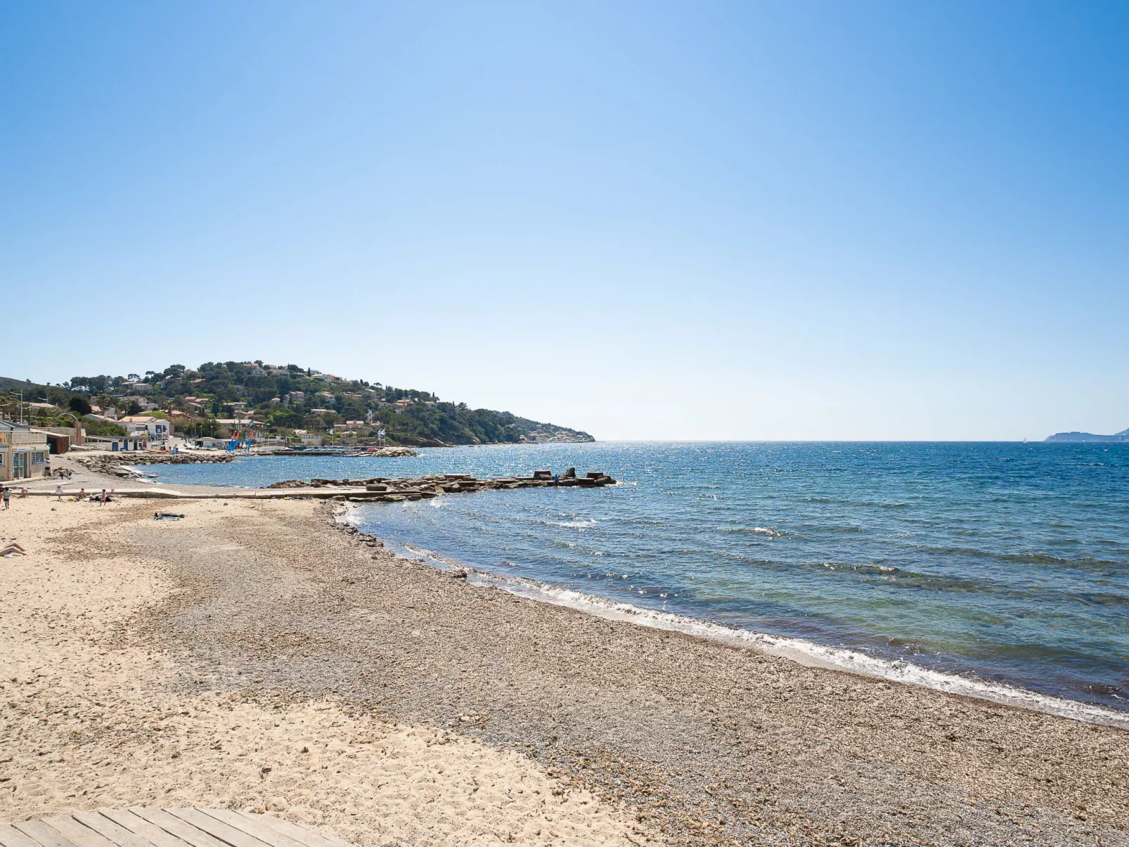 Im Herzen eines Weinguts, Terrasse und Balkon mit Bergblick, Schwimmbad - Omgeving