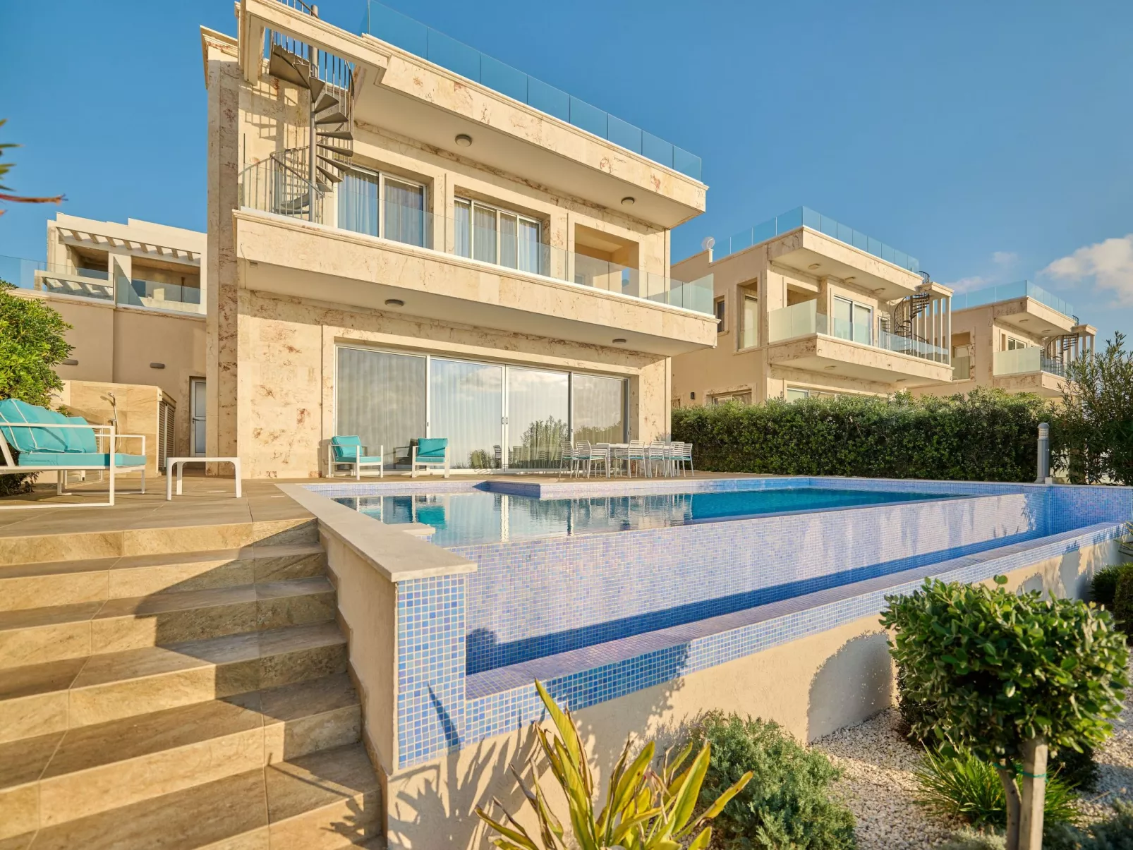 Olymp Luxus-Villa-Image-tags.info