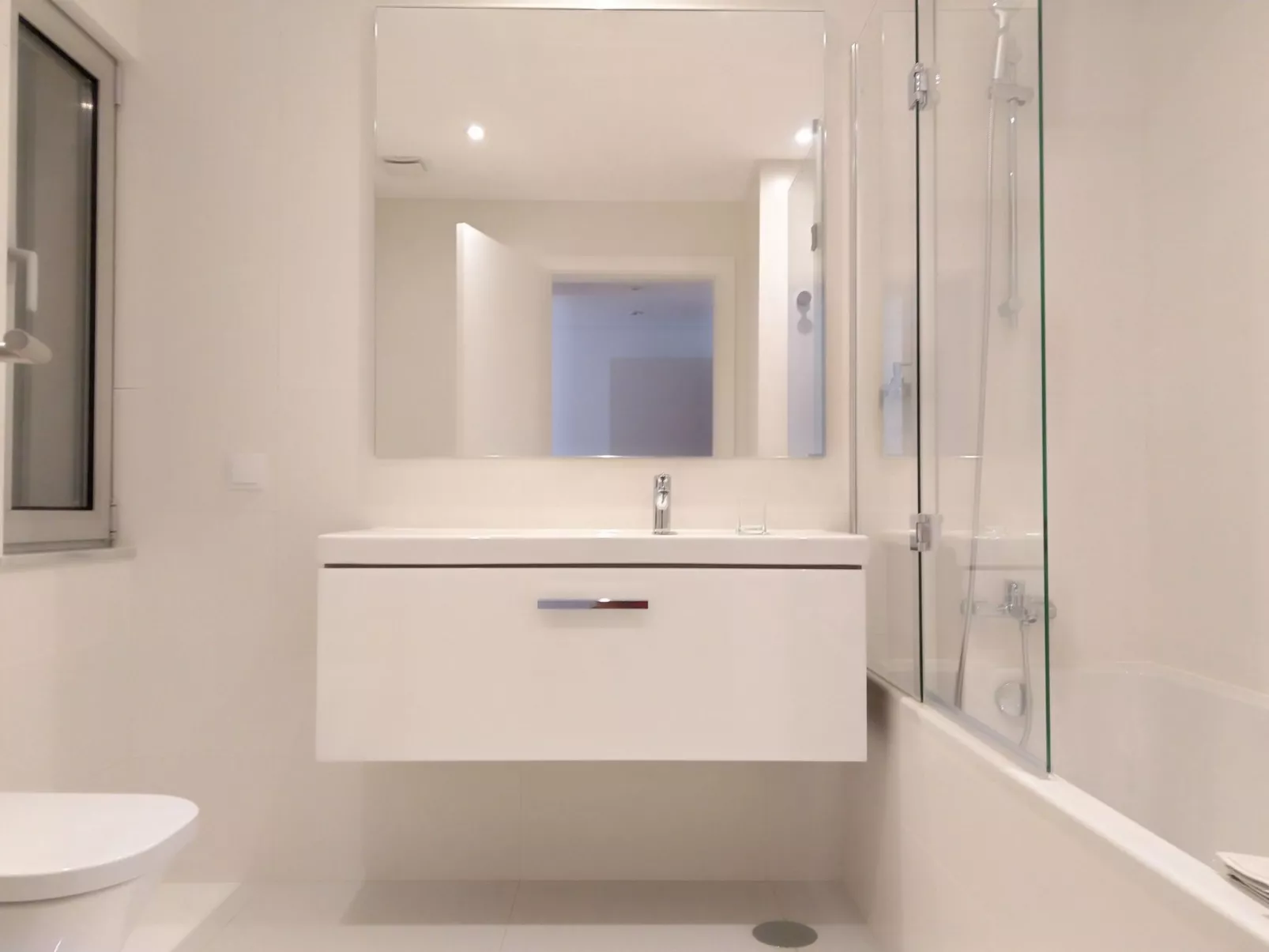 Villa Ray Design mit privatem beheizbarem Pool-Binnen