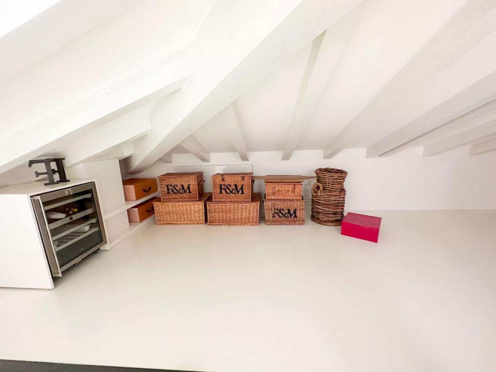 Elegante Villa am Strand, Jacuzzi und Garten-Binnen