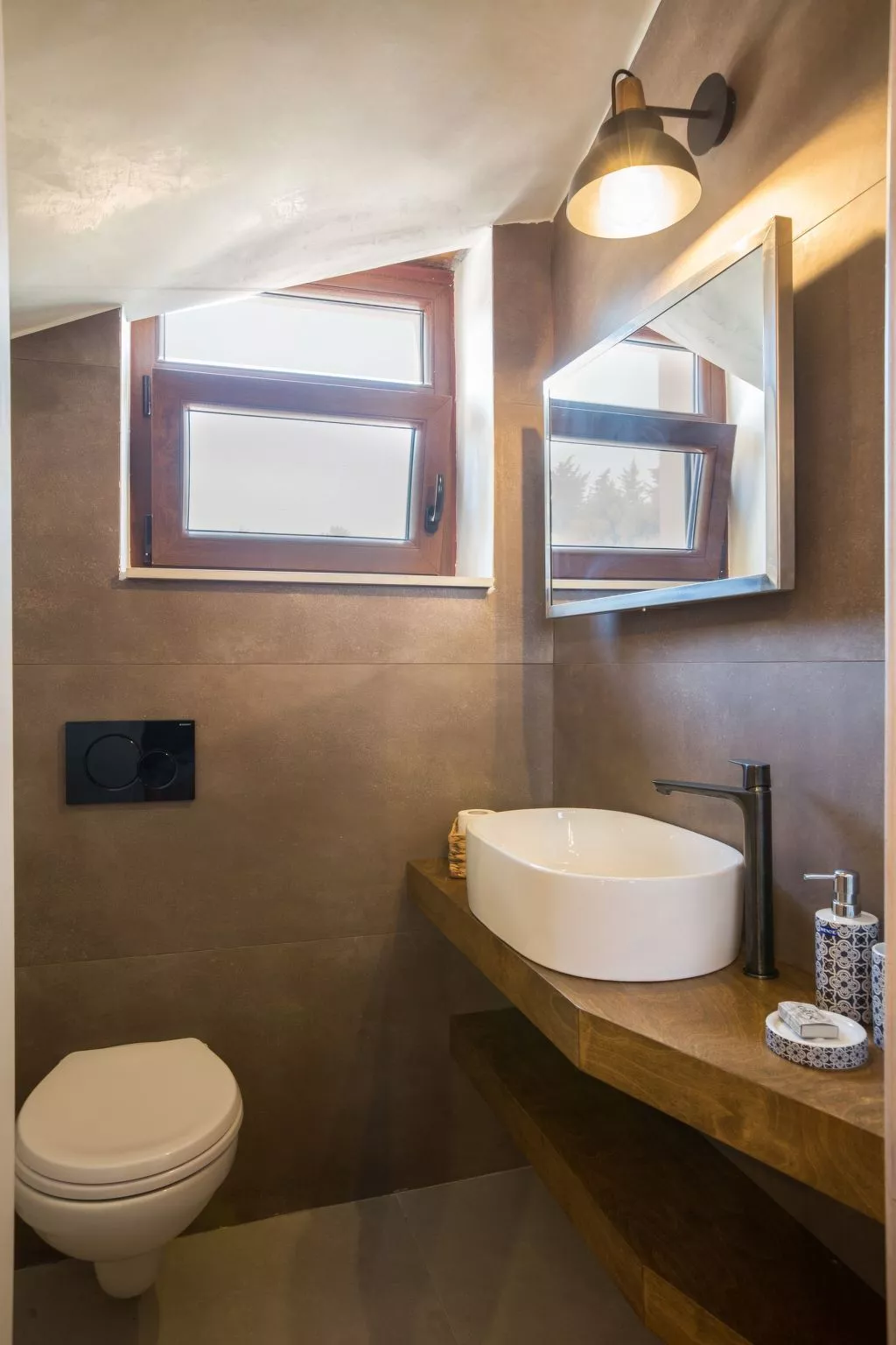 Brandneue Villa mit Meerblick, privatem Pool und Ping Pong-Binnen