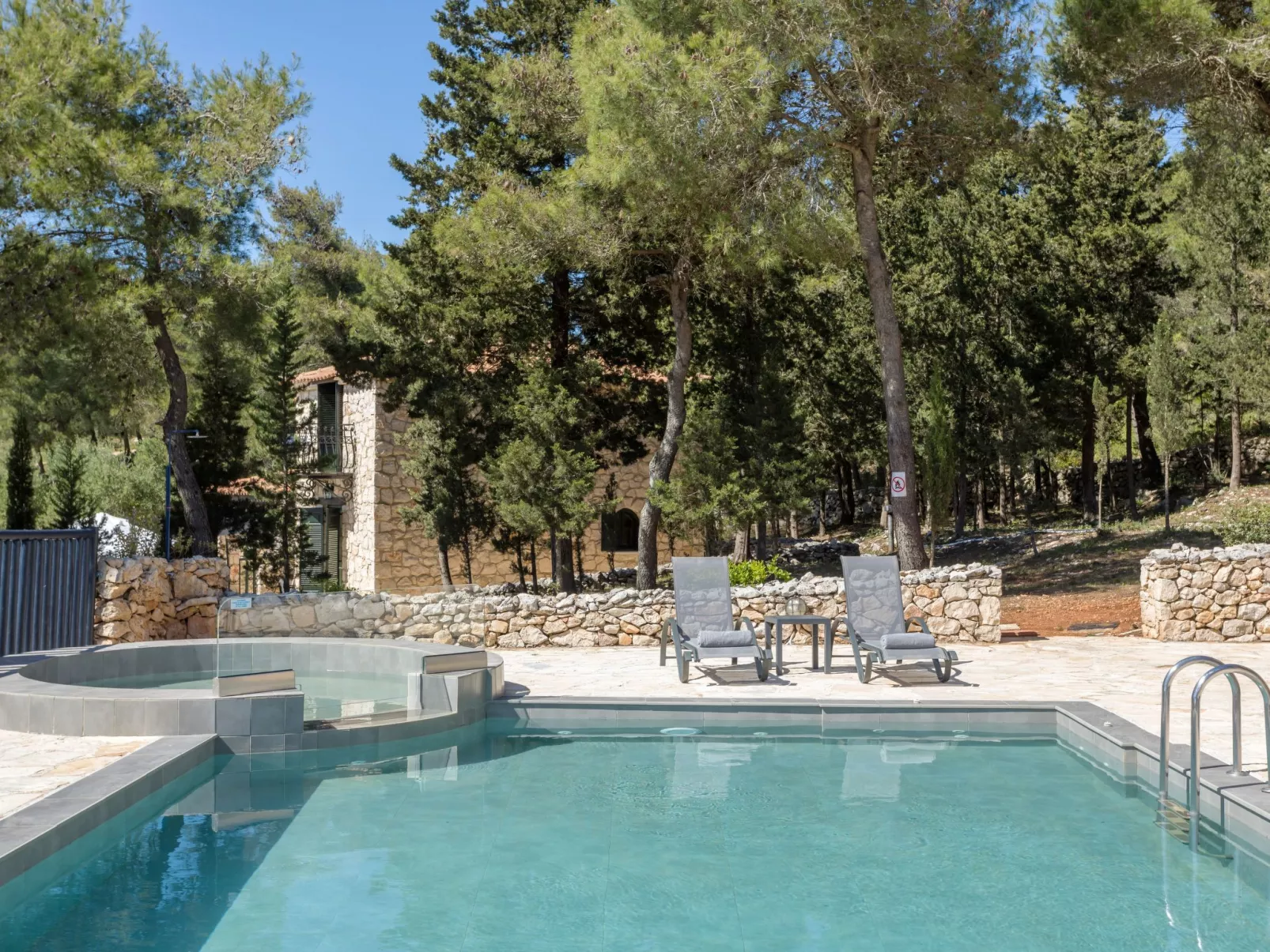 Villa Nefeli mit privatem Pool-Binnen