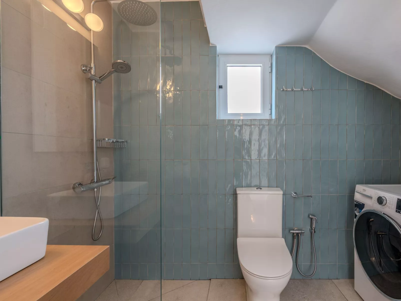 "Villa Faye" direkt am Strand-Binnen