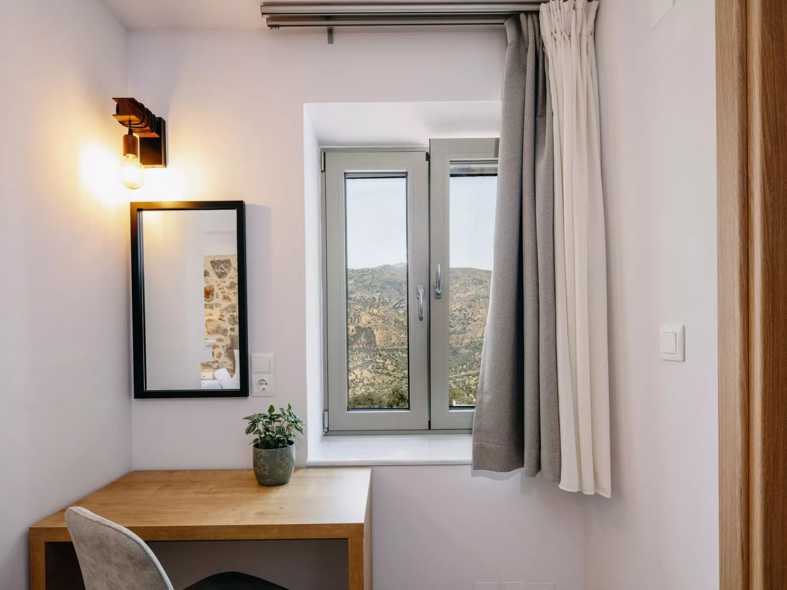 Berghütte "Kedros Villa" mit Bergblick-Image-tags.info