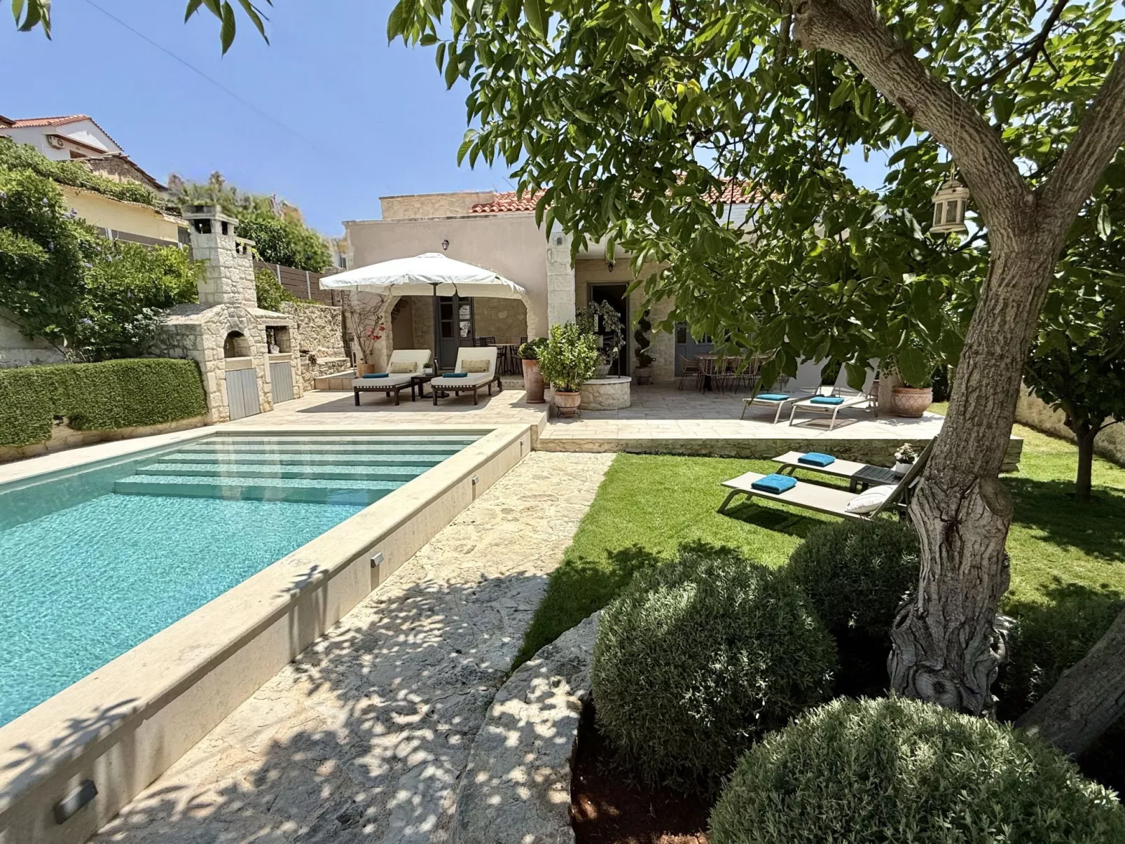 Artemis Apollonas Villa - Luxuriöse Flucht mit Pool-Binnen