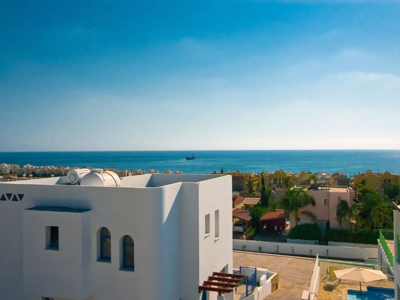 Mit Garten, Grill und Terrasse-Buiten