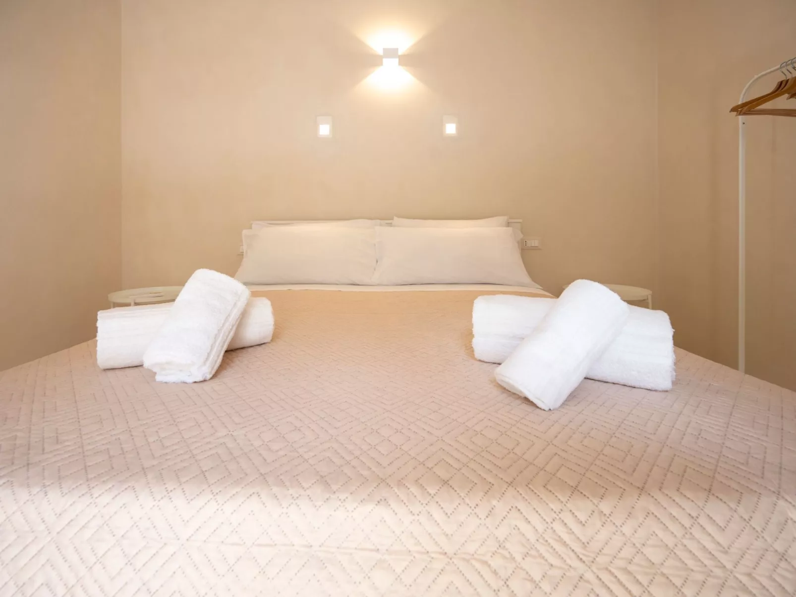 SkyDream Vendicari".-Binnen