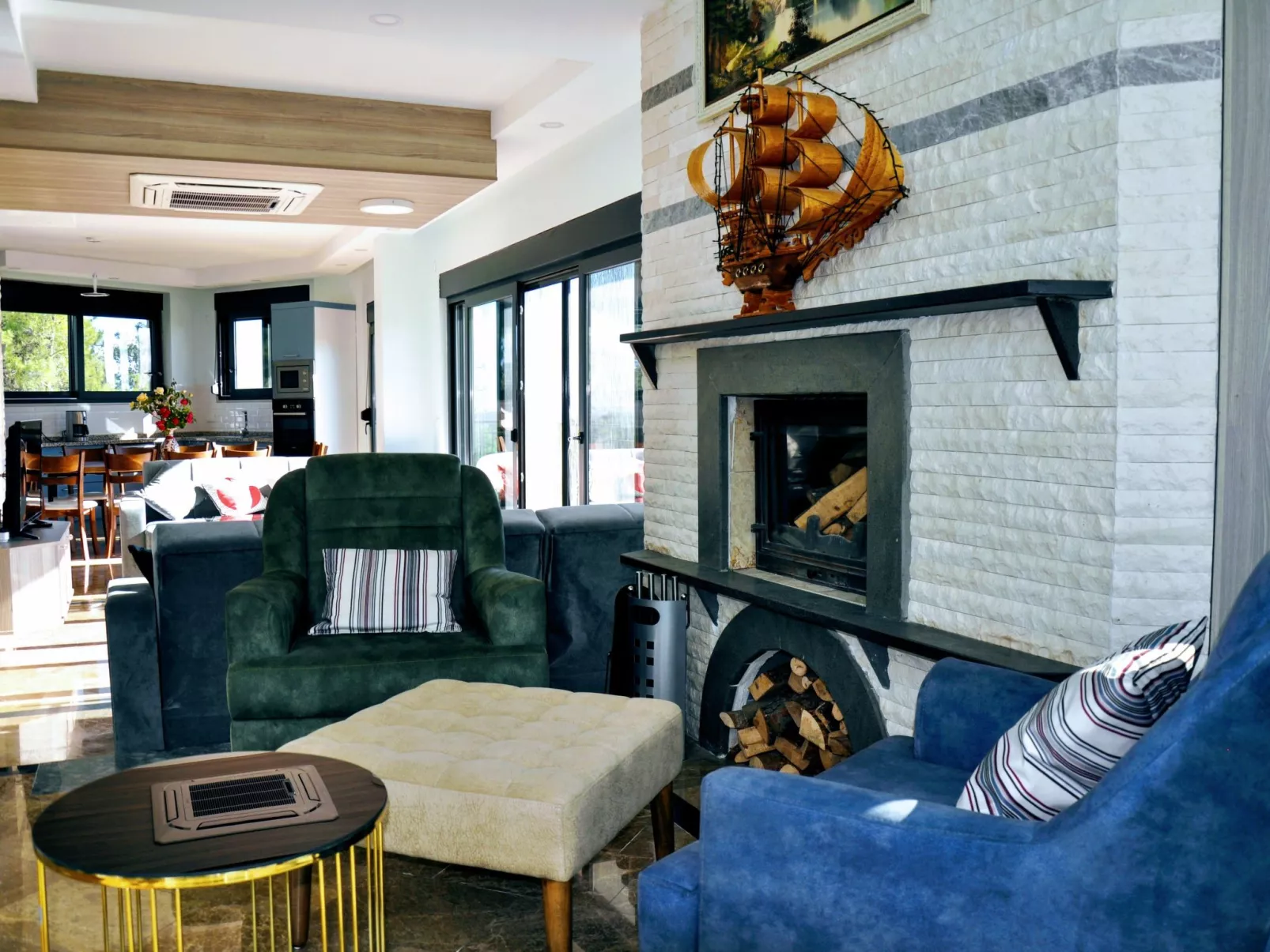 Berghütte mit eigenem Pool - Binnen