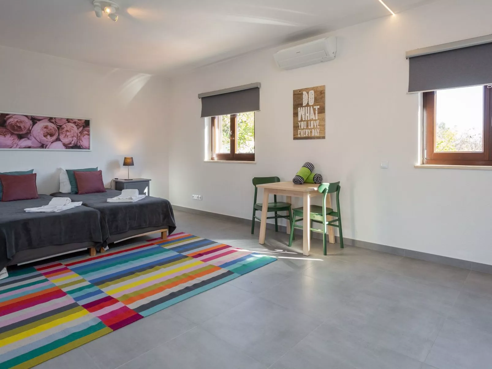 Ferienvilla "Mouraria" mit Blick auf das Wasser-Image-tags.info