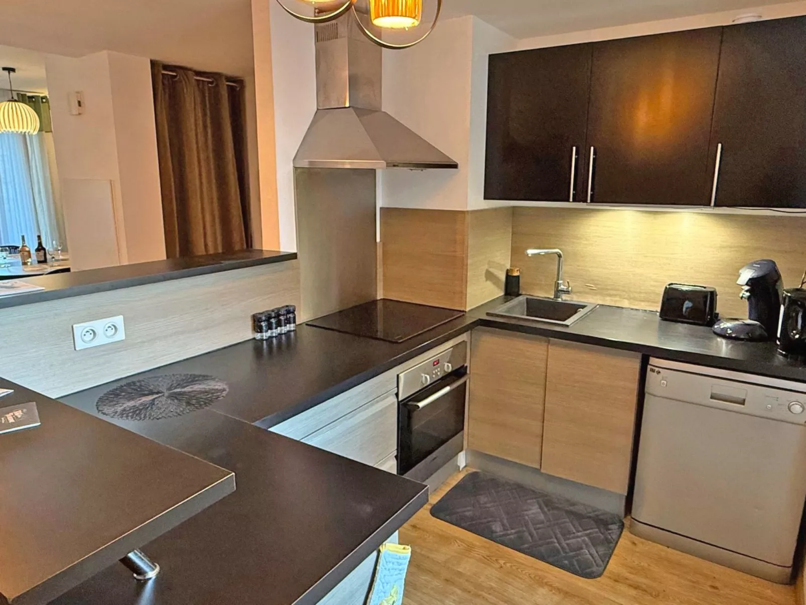 Wohnung T3 - 5 pers - Klimaanlage - Zentrum - Binnen