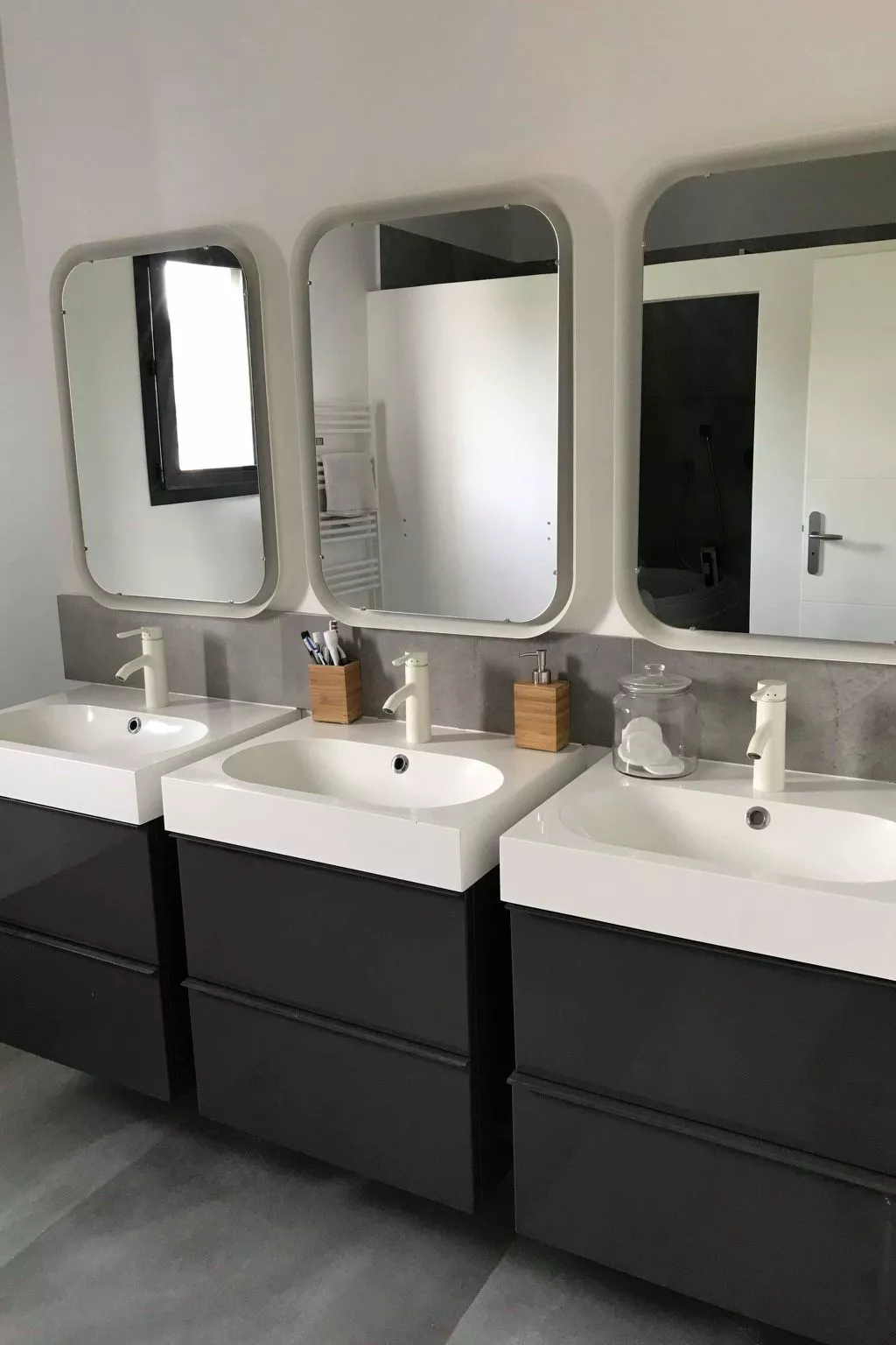 Villa mit Garten, Grill und Terrasse - Binnen