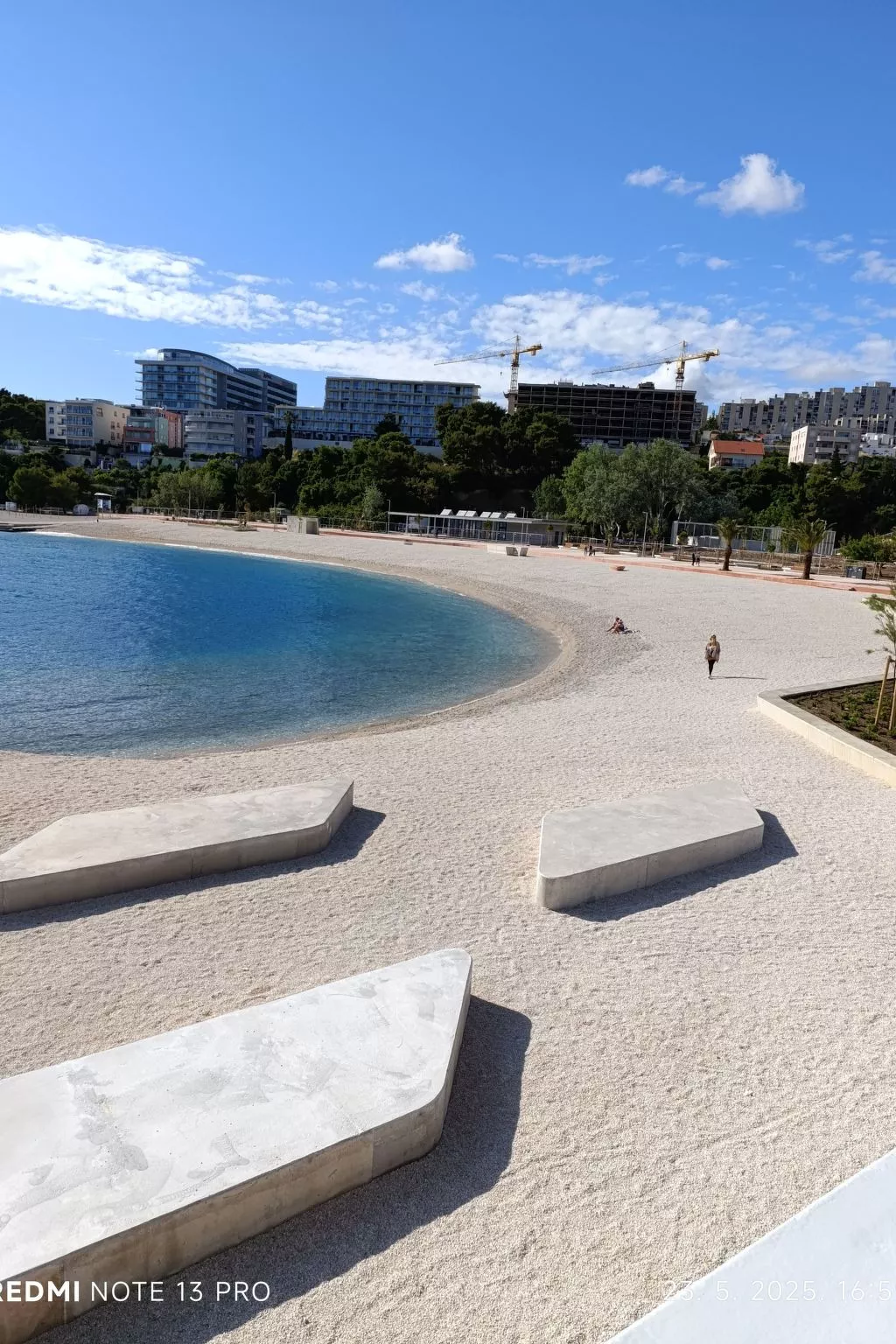 Apartment mit Terrasse-Buiten