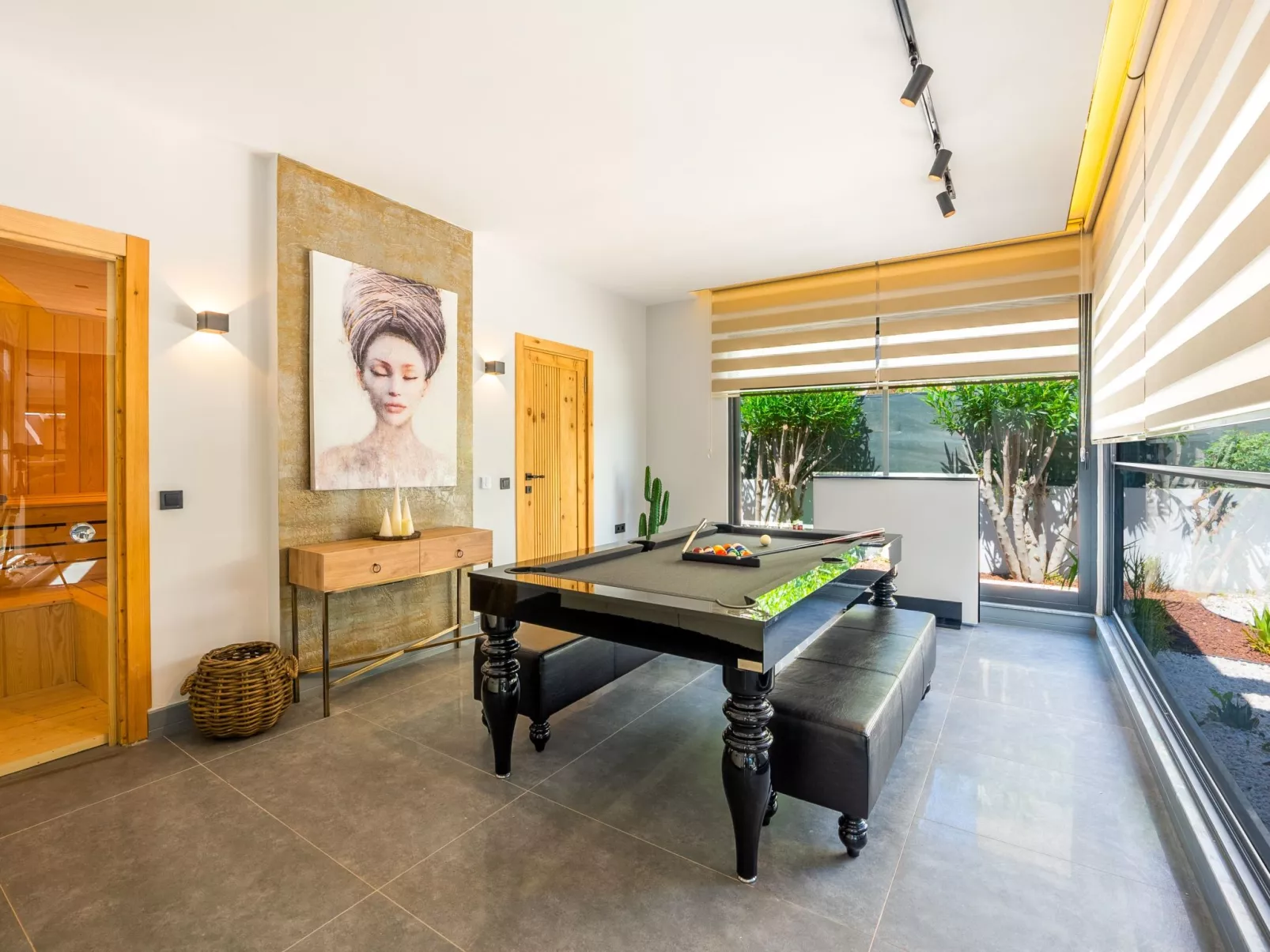 Designervilla mit Sauna Hamam Meerblick-Binnen