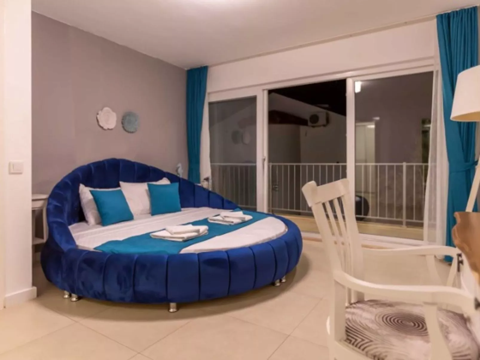 Moderne Villa mit tollem Ausblick-Binnen