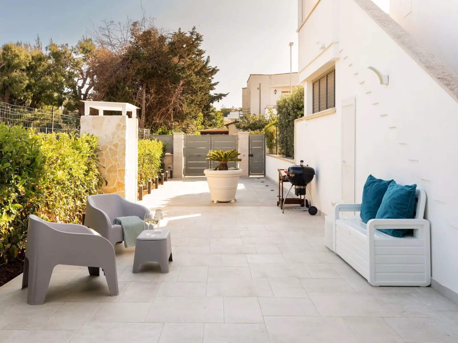 'Connie's House-Binnen