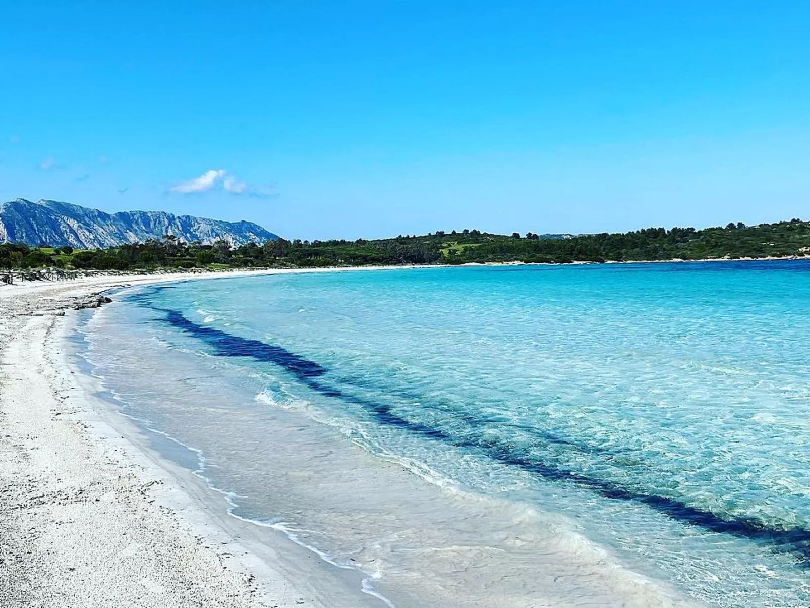 Villa Isabel, Meer- und Strandblick, Schwimmbad und Jacuzzi-Buiten