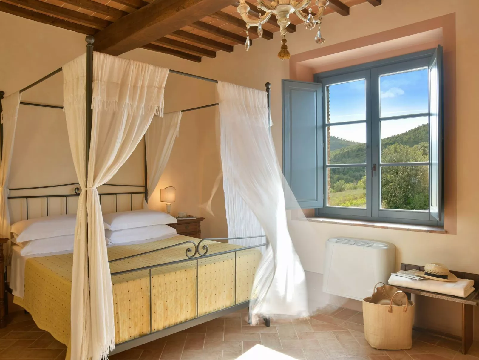 Ferienvilla 'Girasole Leccino'-Binnen