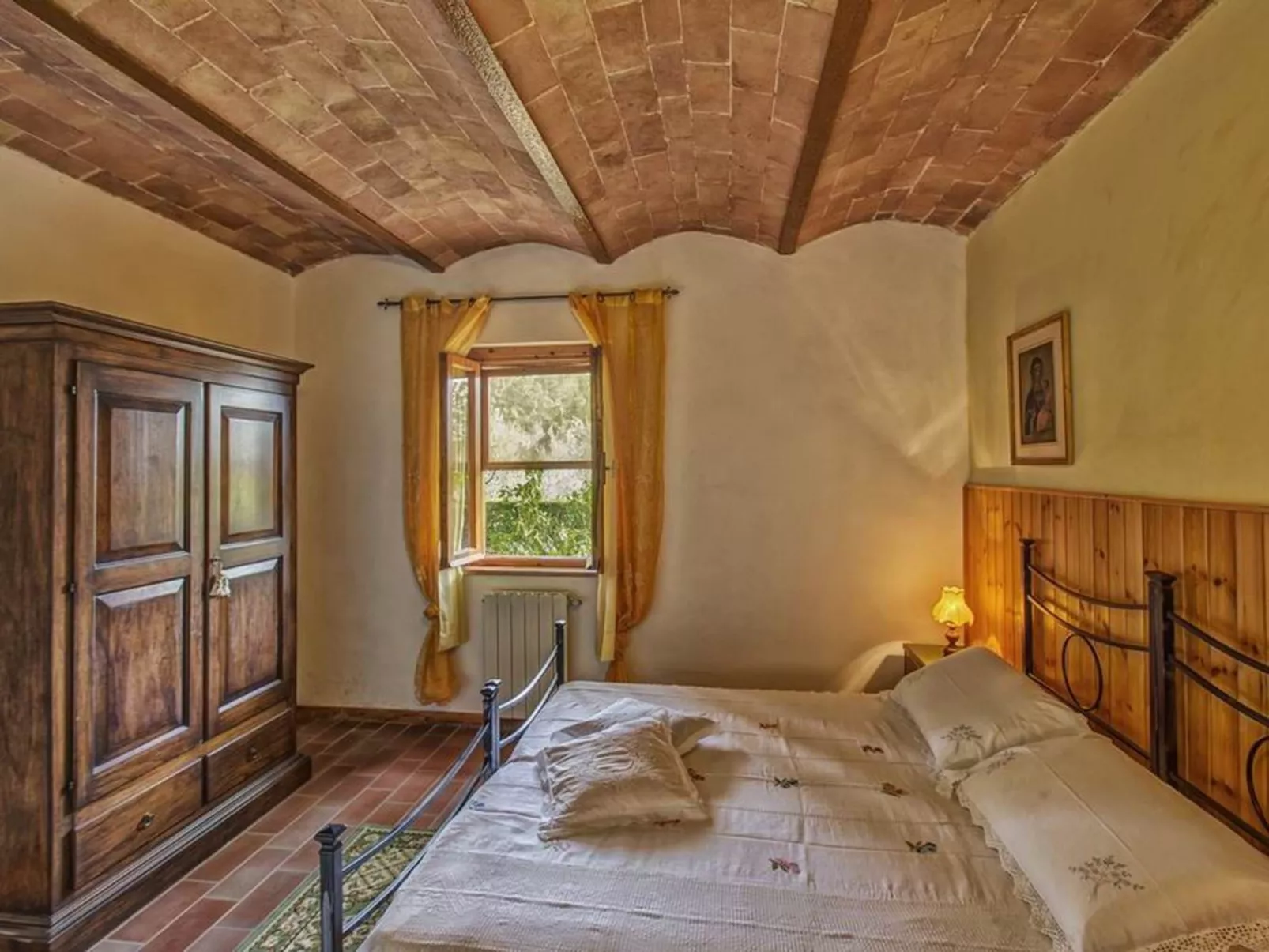 Michele Leccino' Wohnung mit Schwimmbad-Image-tags.info