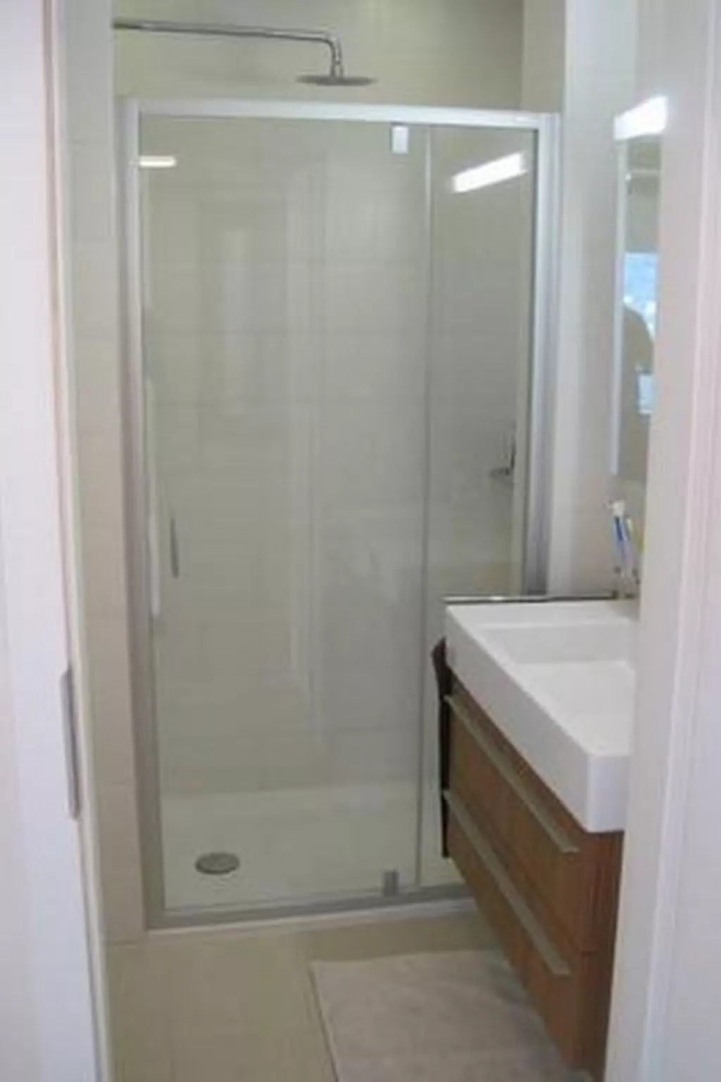 Exklusives Apartment, am Luganersee, mit Außenpool-Binnen