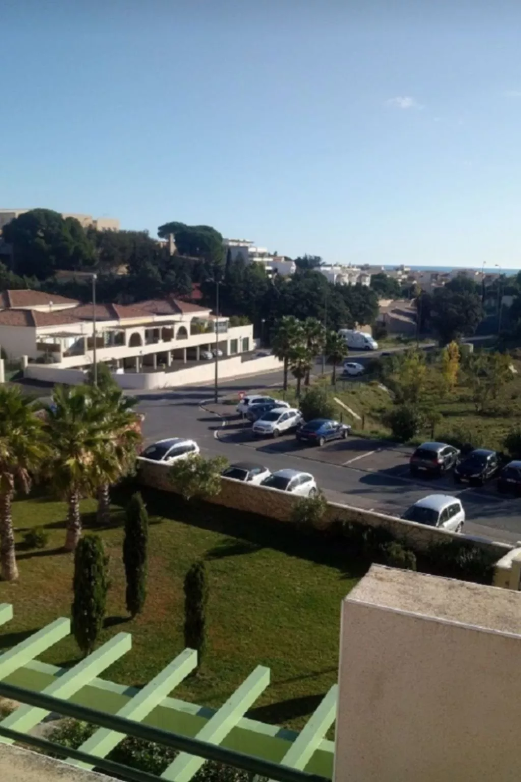 "La Vigneraie 2" (Weinberg)-Buiten