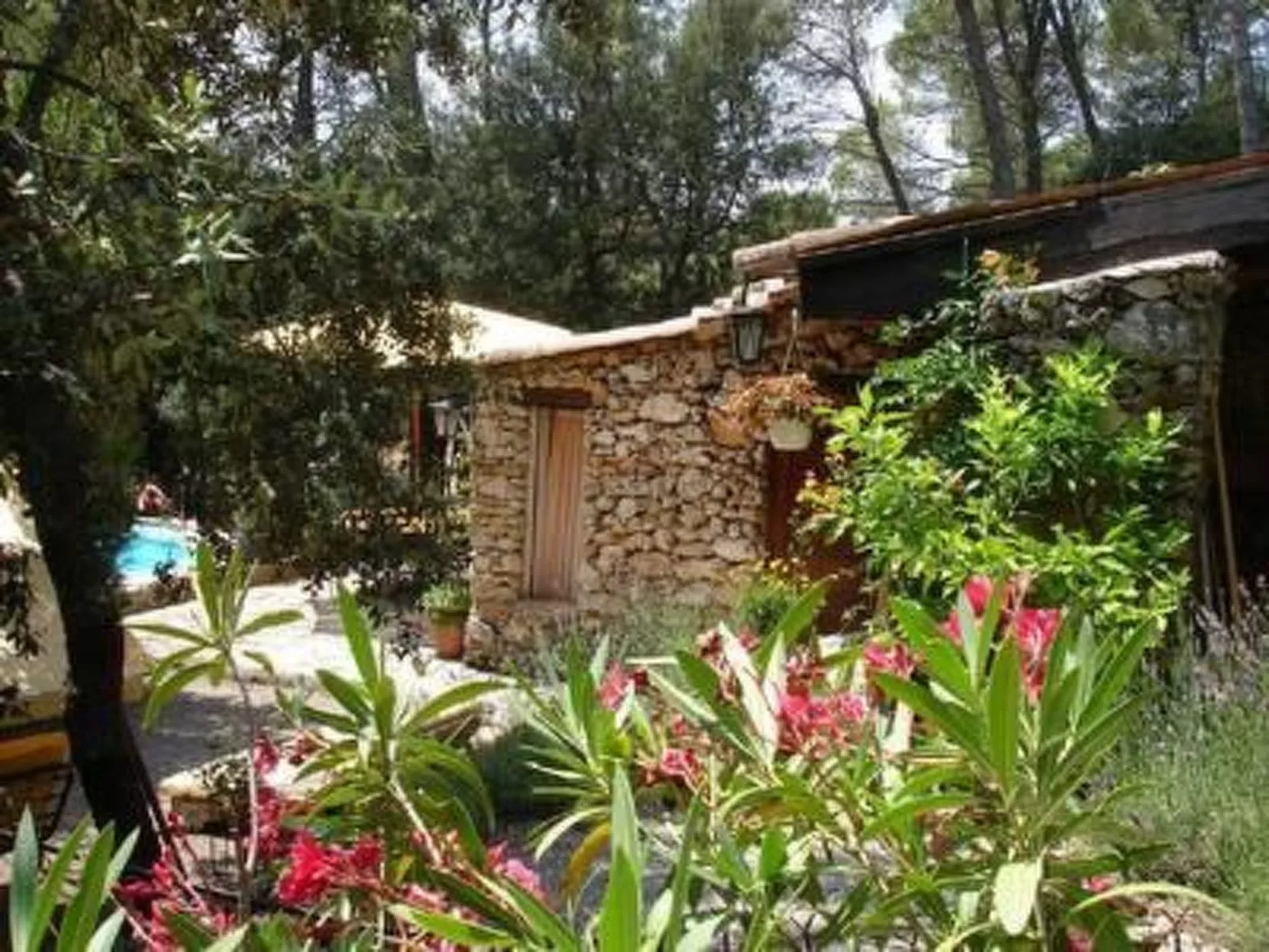 "La petite maison" (Das kleine Haus)-Buiten